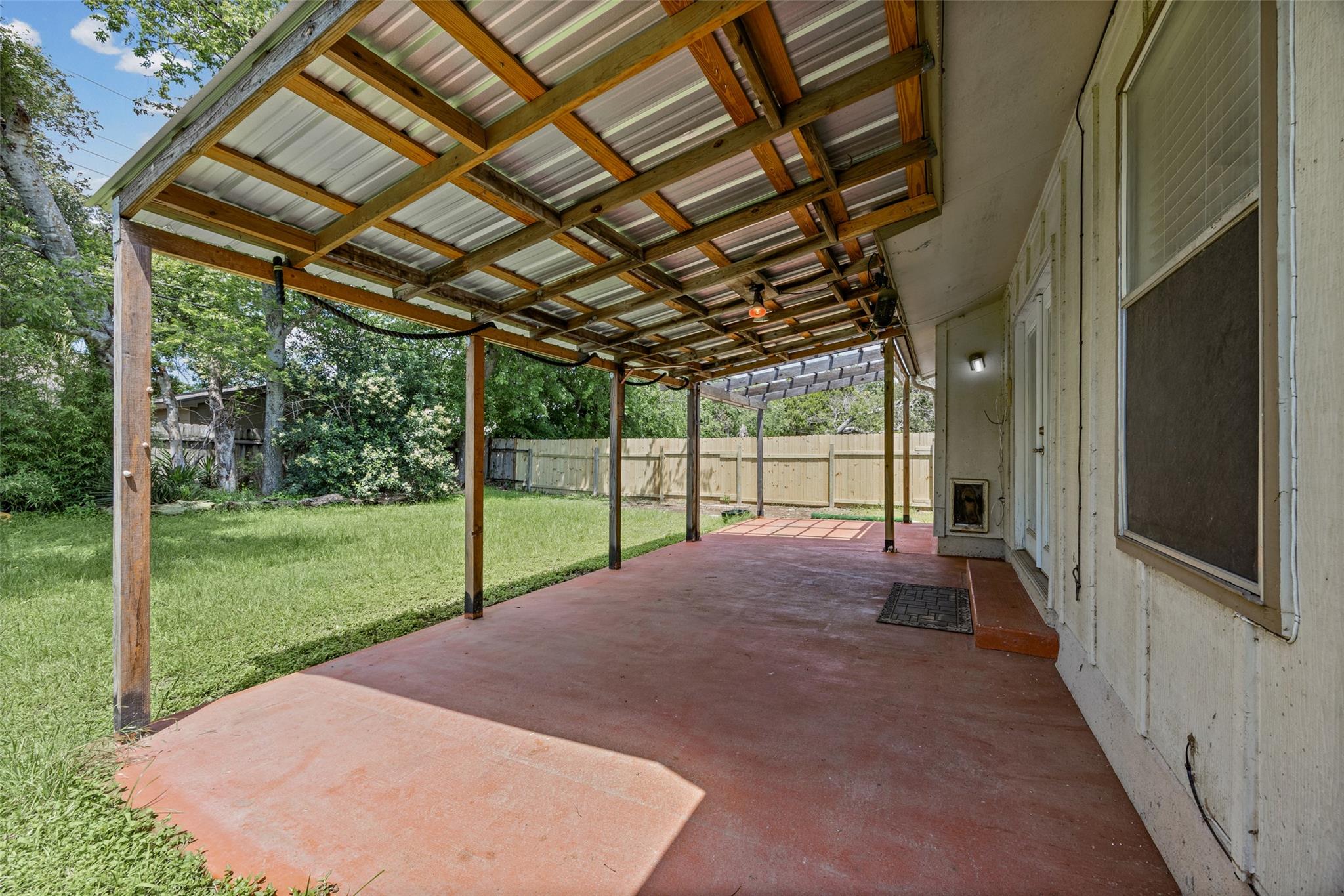 514 Yucca Dr, Round Rock, TX 78681