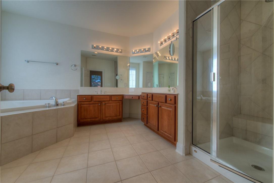 11209 Woodland Hills Trl, Austin, TX 78732