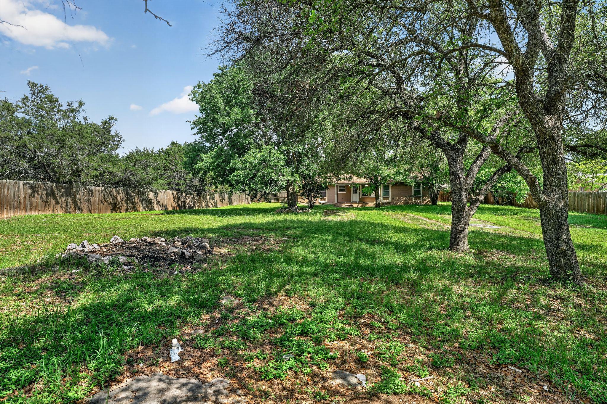 501 Possum Trot St, Burnet, TX 78611