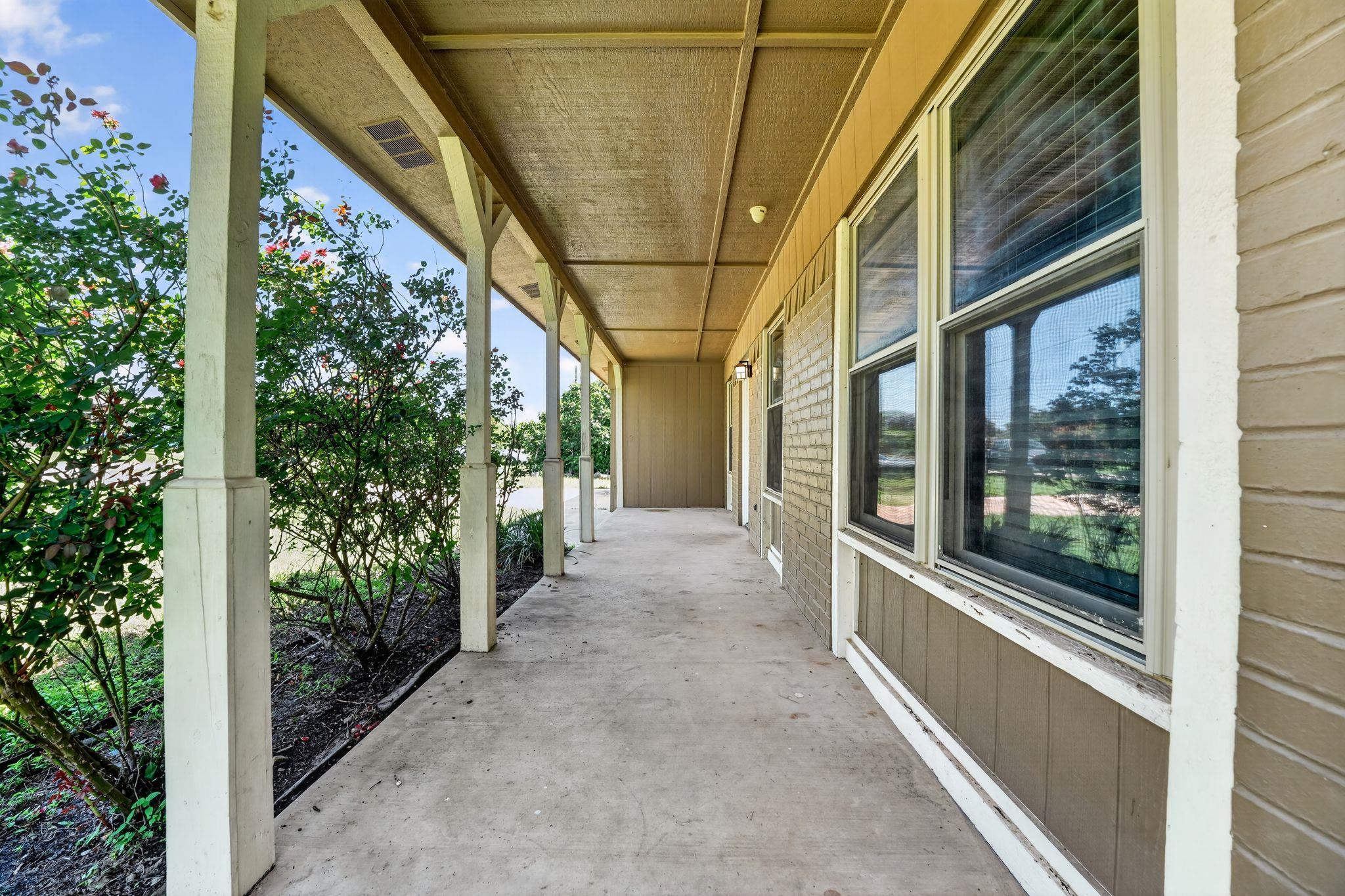 501 Possum Trot St, Burnet, TX 78611