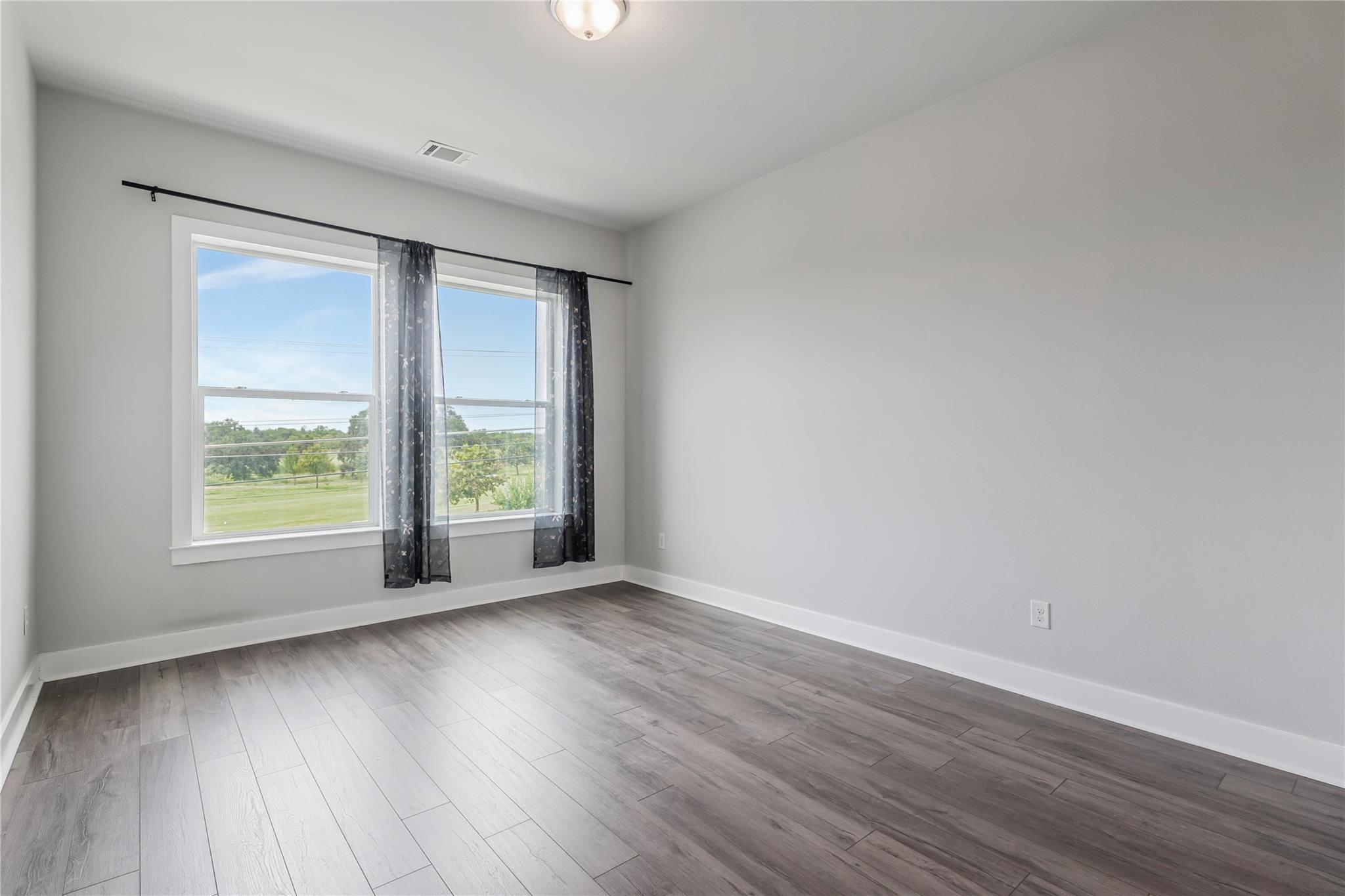 4507 E Martin Luther King Jr Blvd # 122, Austin, TX 78721