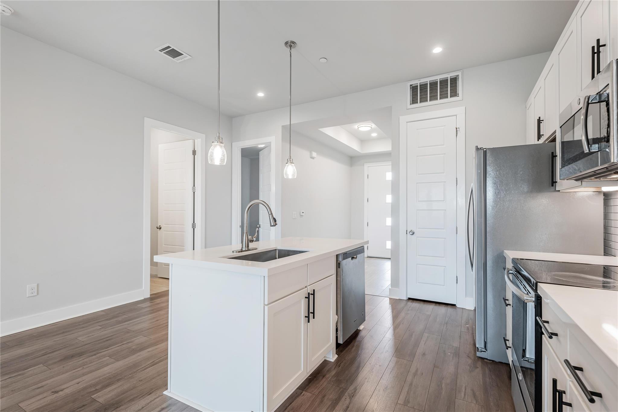 4507 E Martin Luther King Jr Blvd # 122, Austin, TX 78721