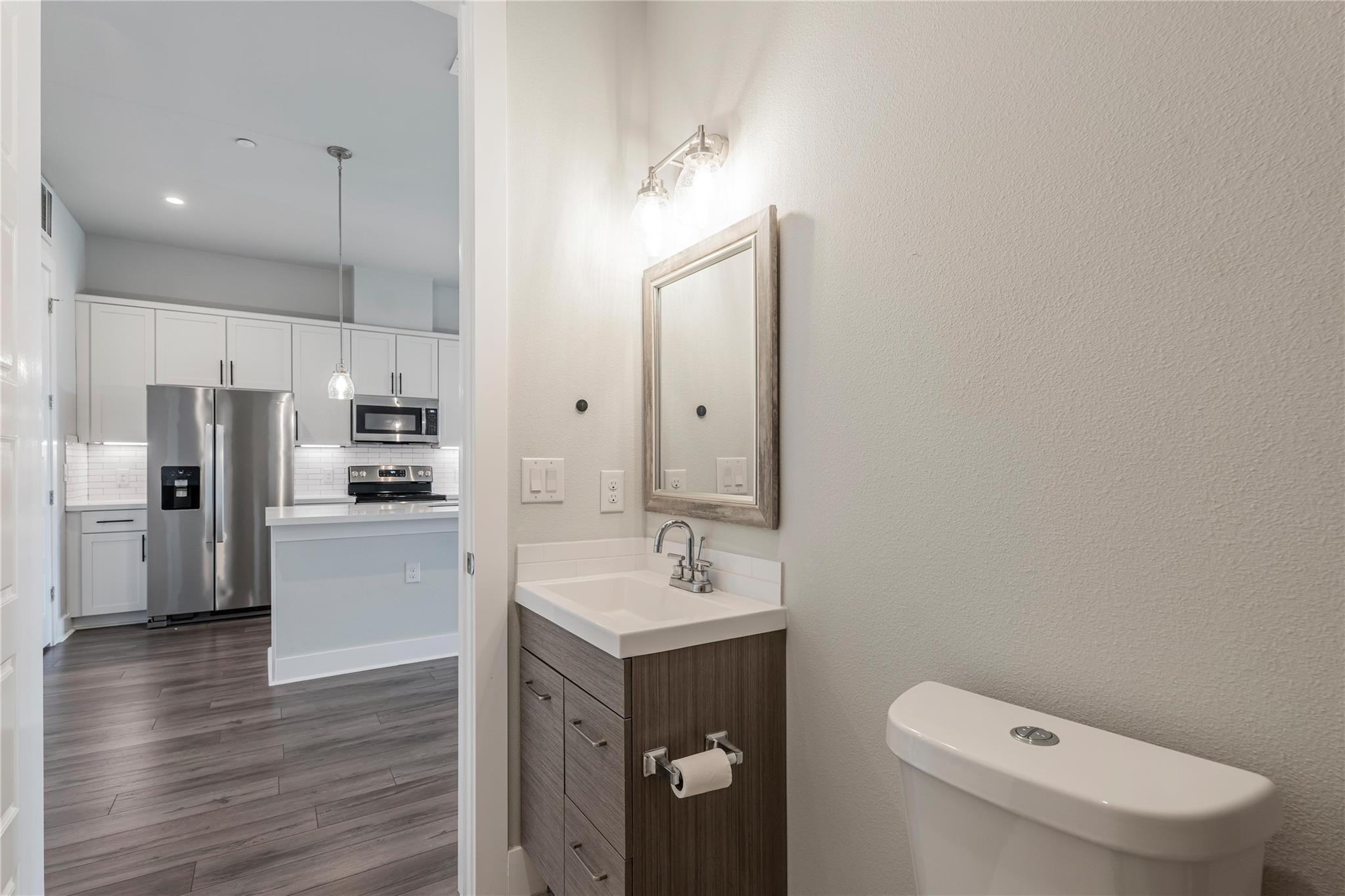 4507 E Martin Luther King Jr Blvd # 122, Austin, TX 78721