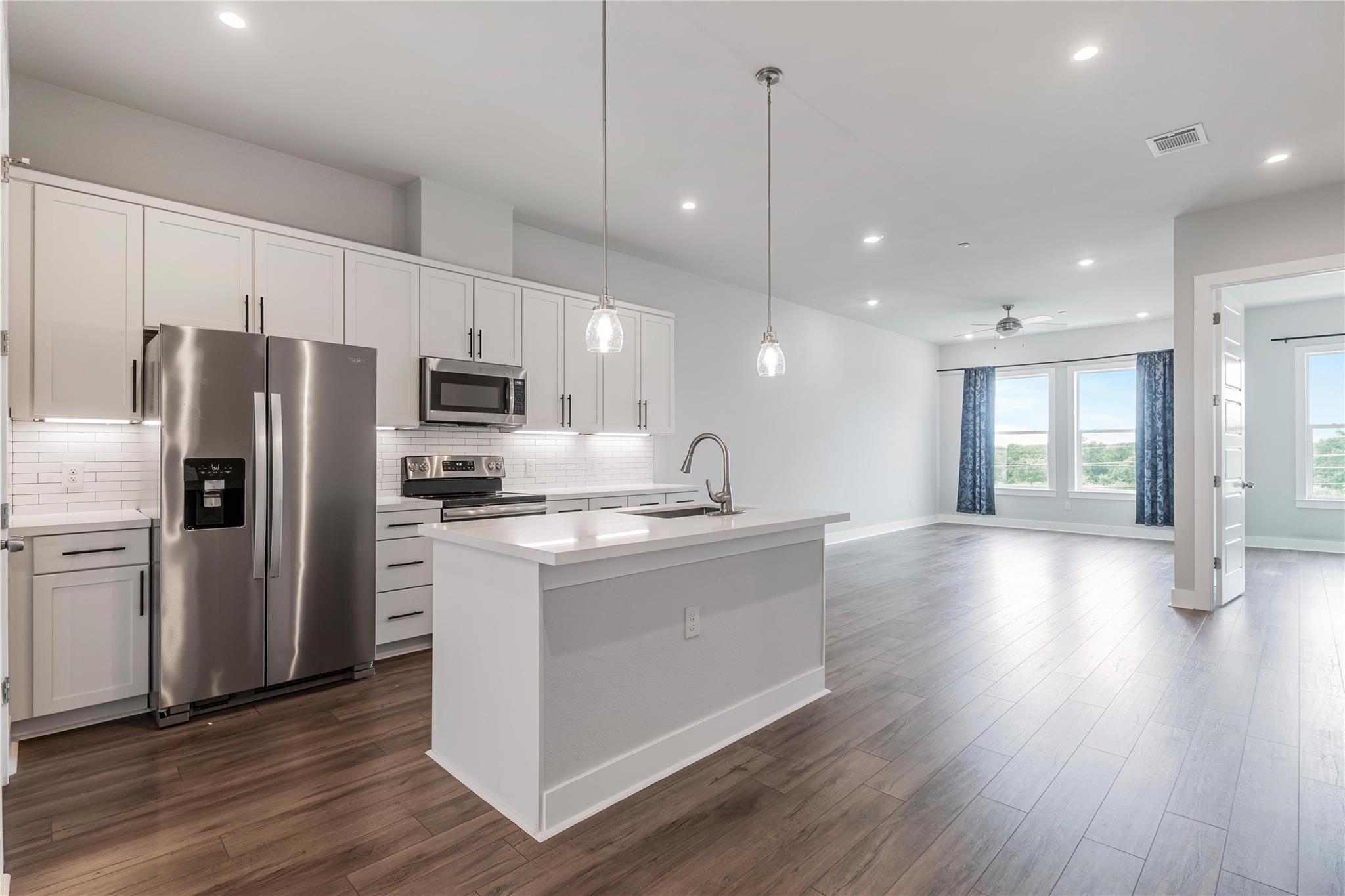 4507 E Martin Luther King Jr Blvd # 122, Austin, TX 78721