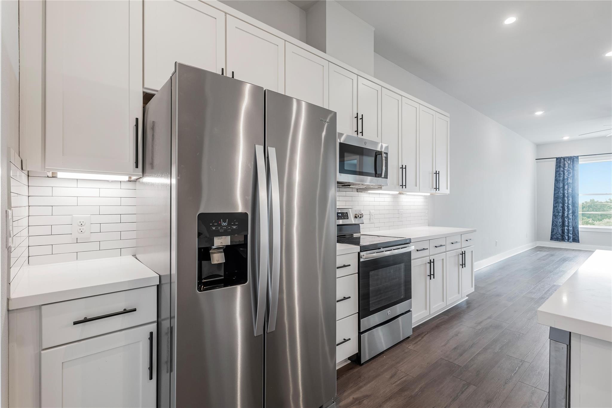 4507 E Martin Luther King Jr Blvd # 122, Austin, TX 78721