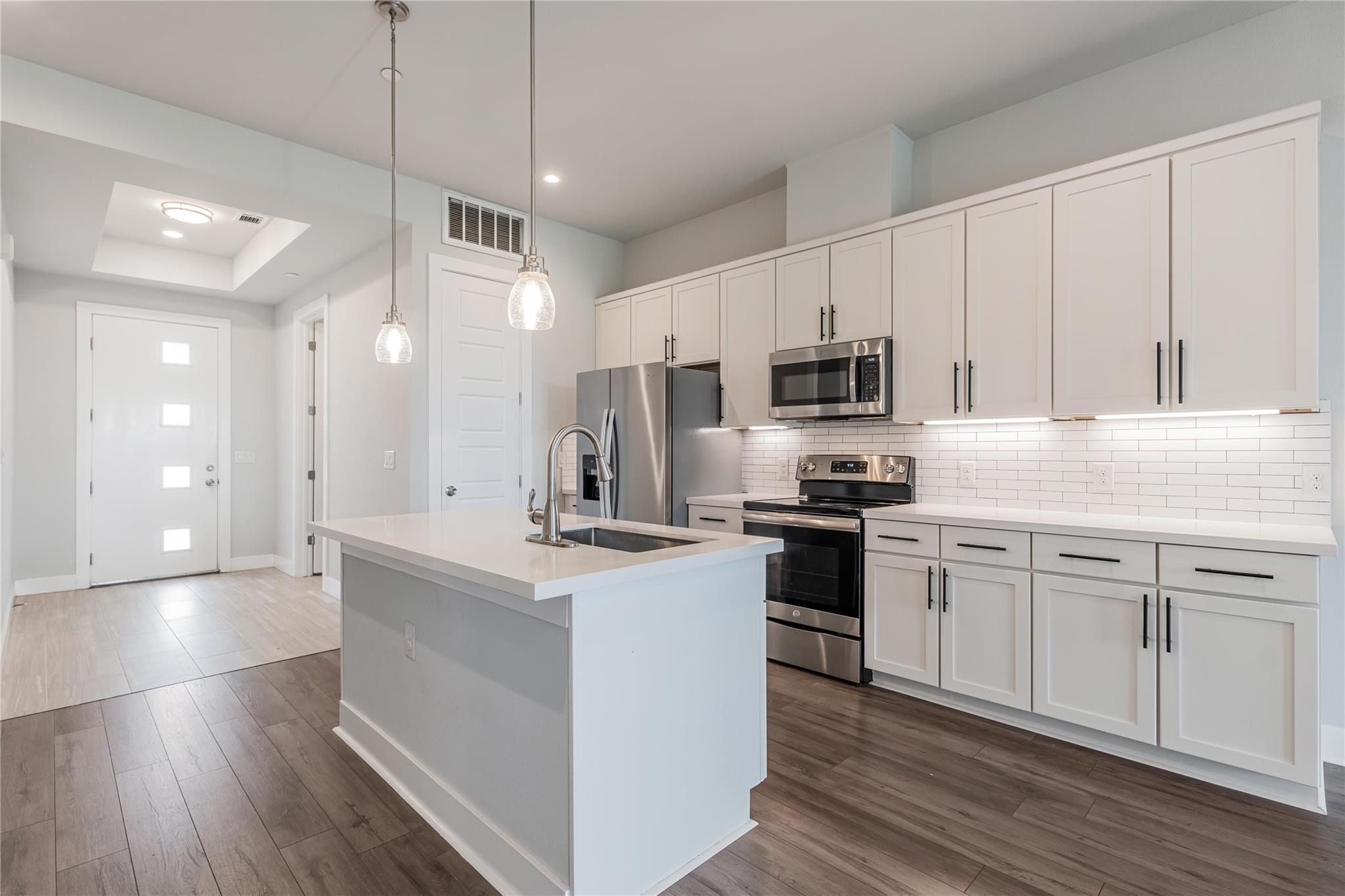 4507 E Martin Luther King Jr Blvd # 122, Austin, TX 78721