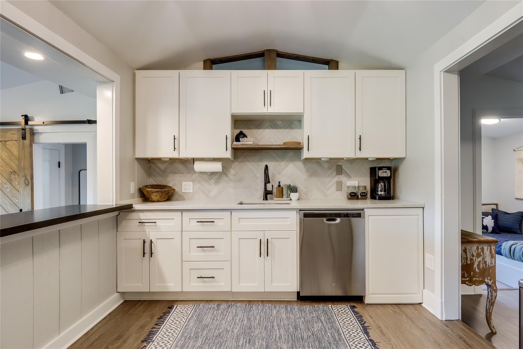 23614 Midway Dr, Marble Falls, TX 78654