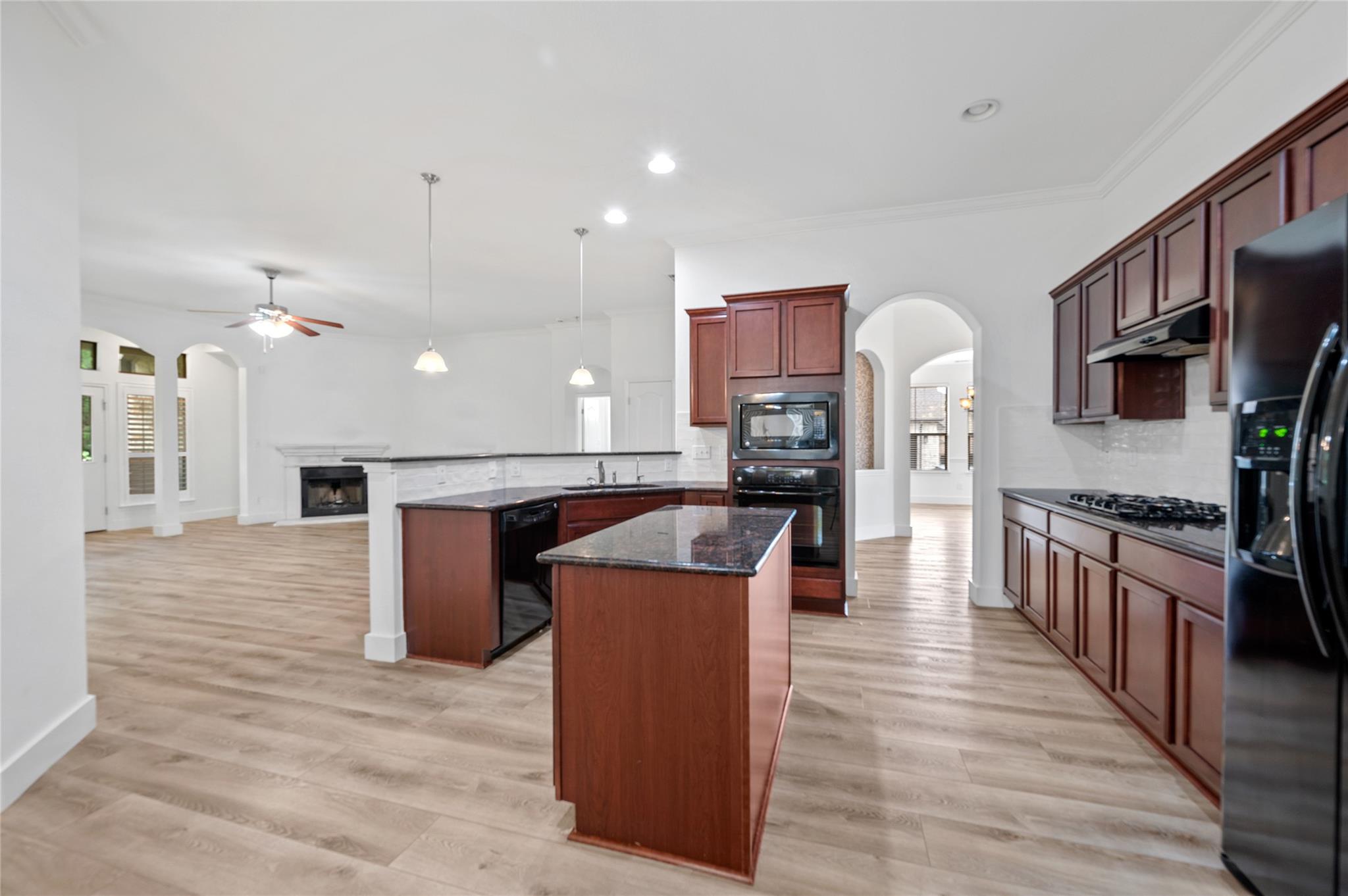 4512 Pyrenees Pass, Bee Cave, TX 78738