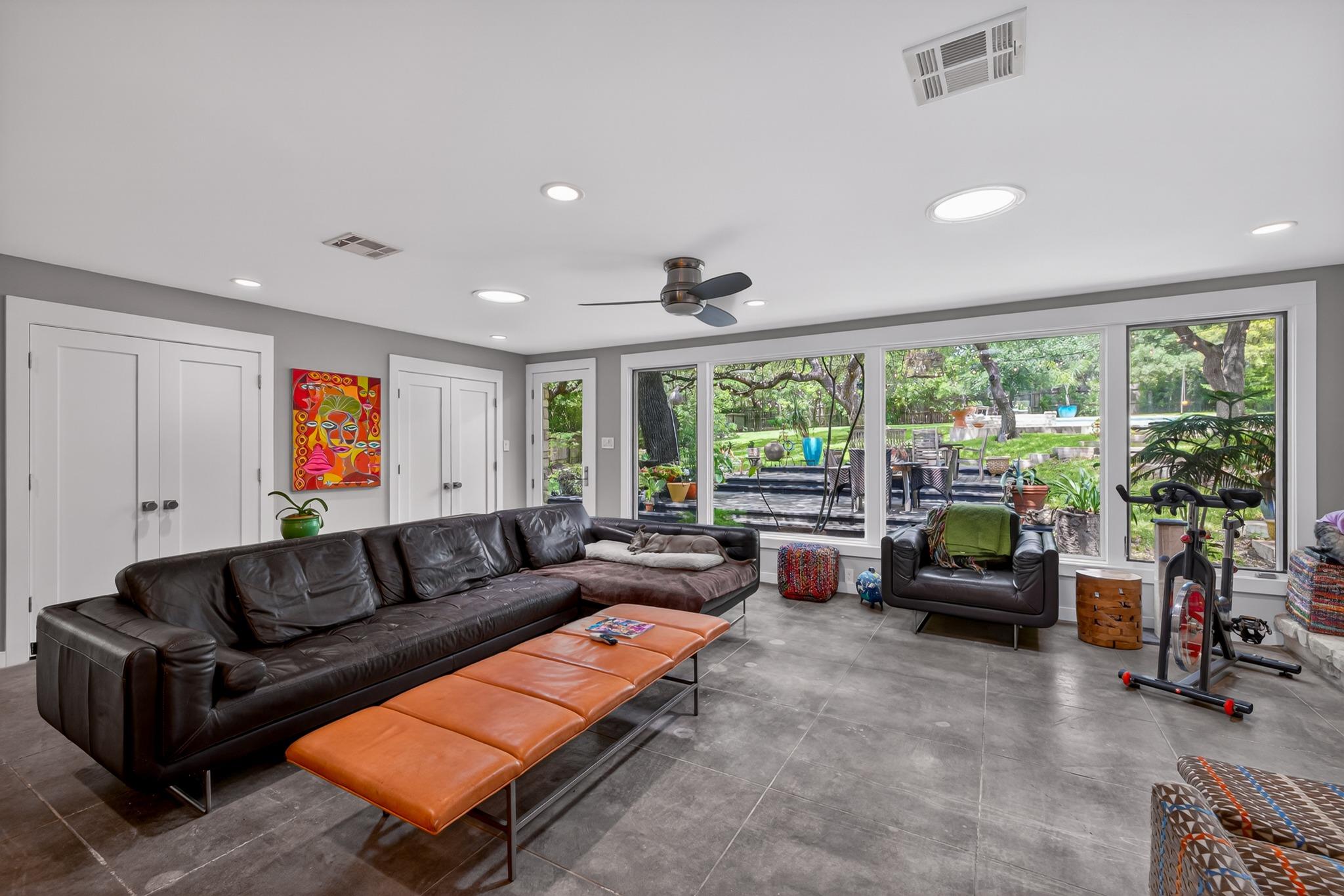 18 Sundown Pkwy, Austin, TX 78746