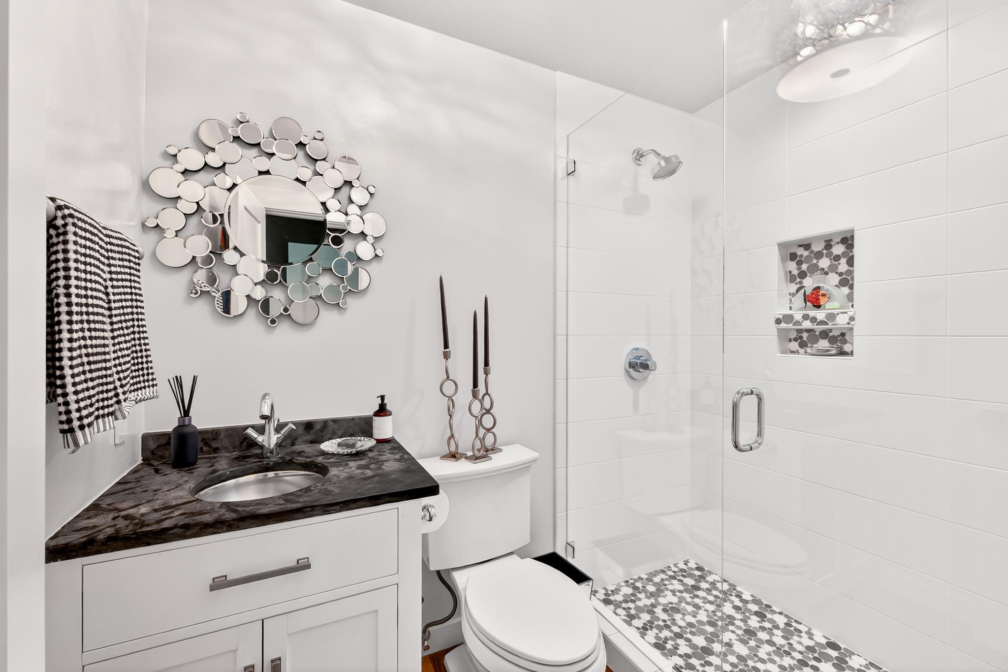 18 Sundown Pkwy, Austin, TX 78746