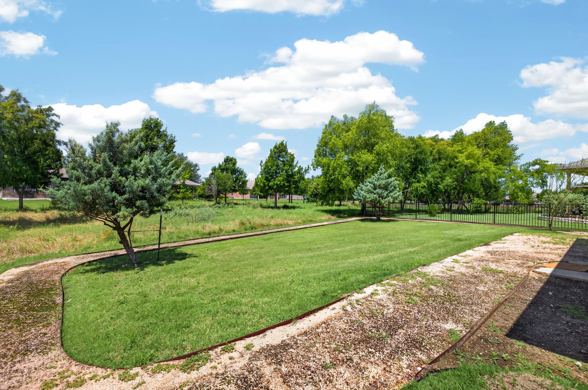 109 Gentry Creek Ln, Georgetown, TX 78633