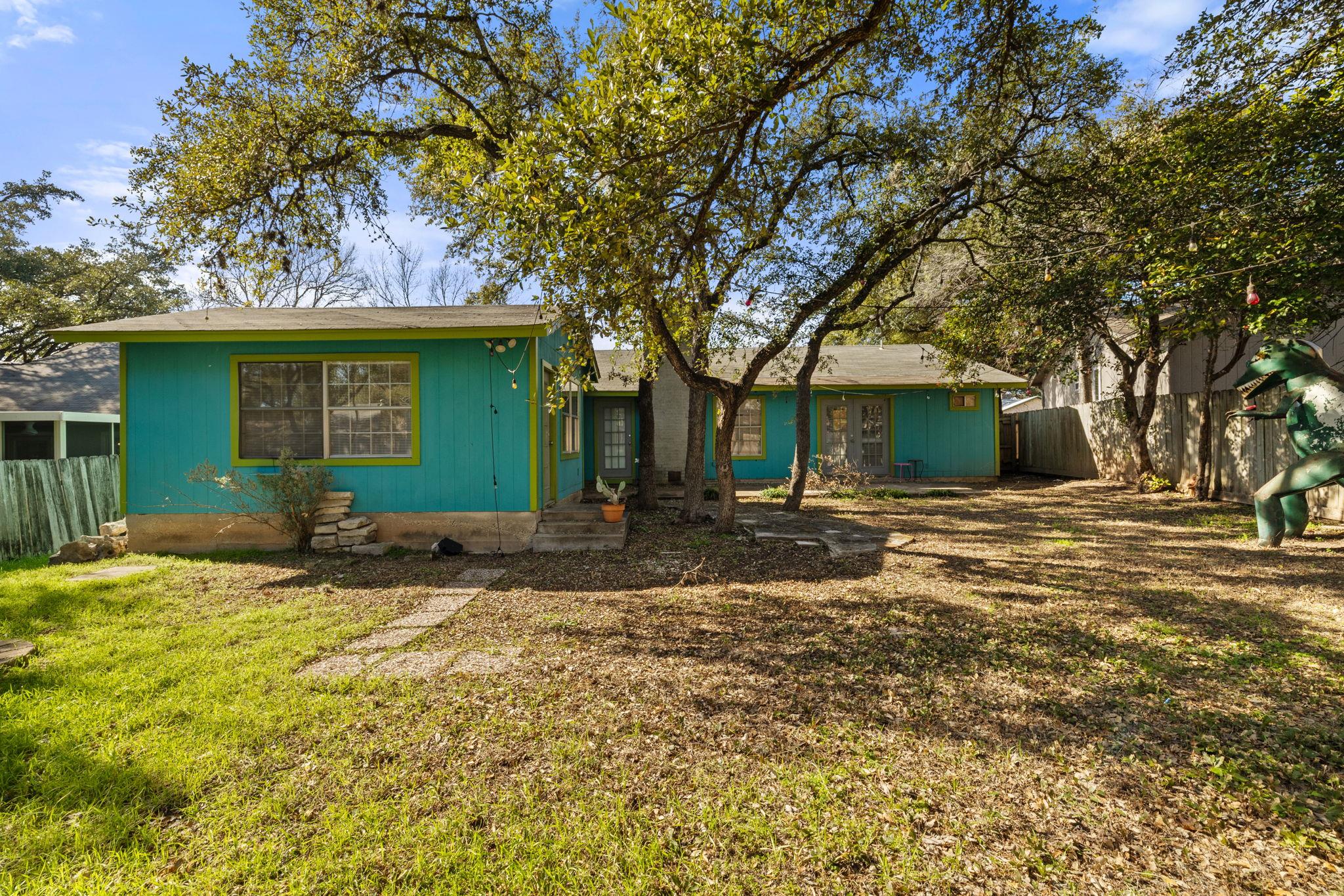 7303 Loganberry Dr, Austin, TX 78745