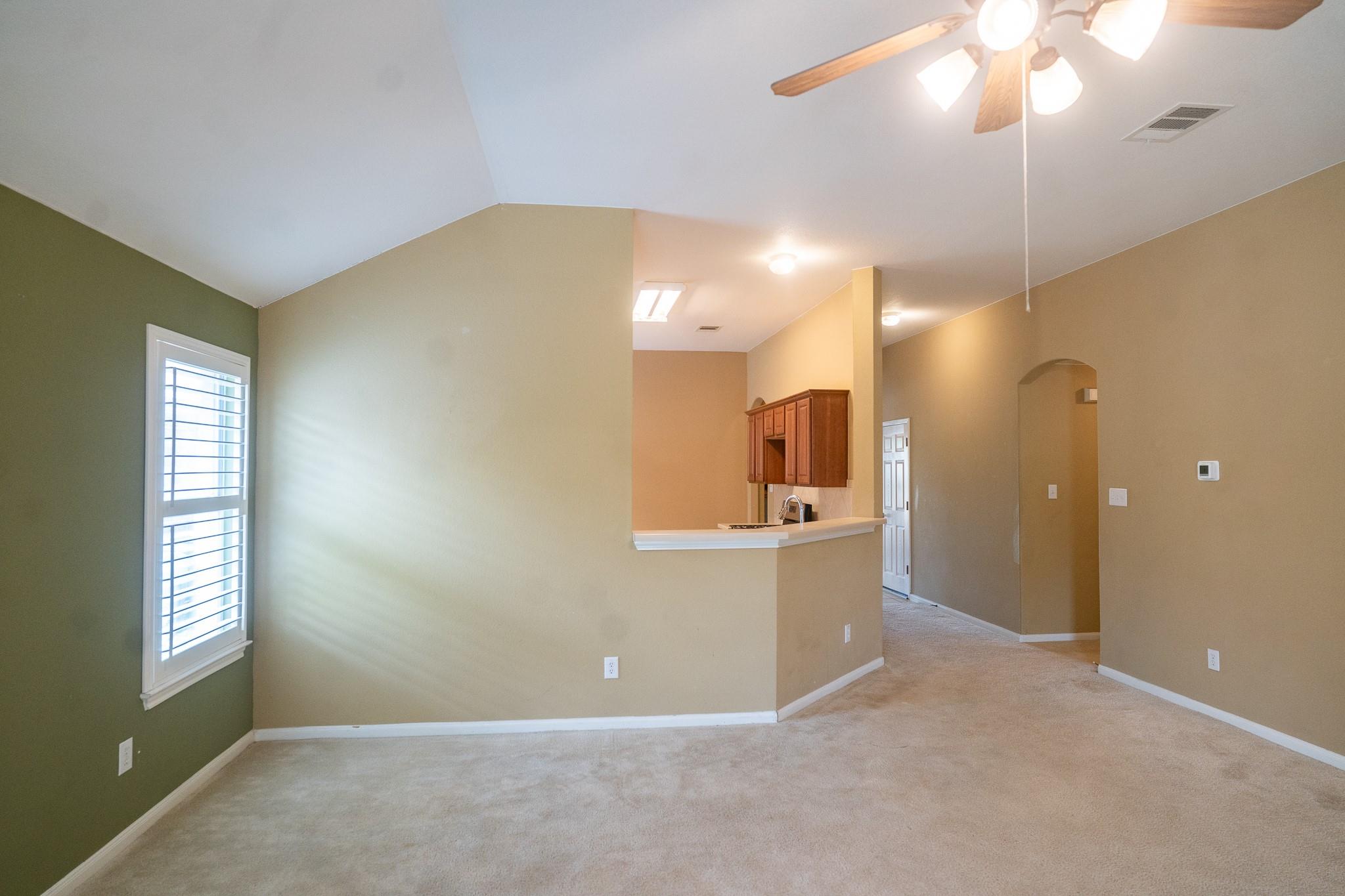 105 Remington Run, Bastrop, TX 78602