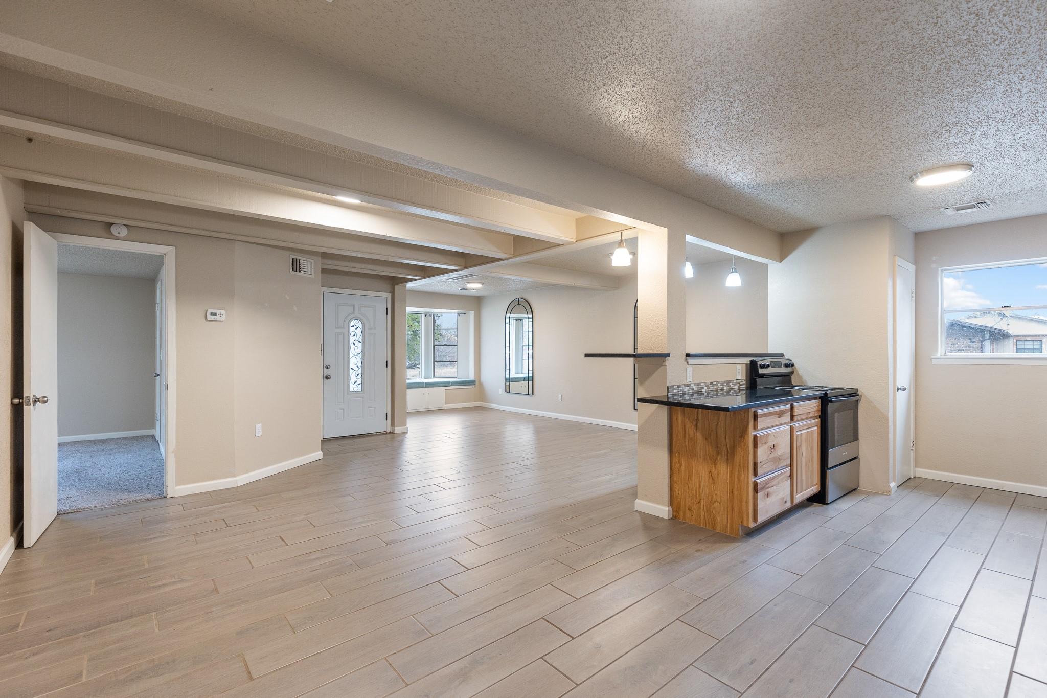 400 N River Oaks Dr, Burnet, TX 78611
