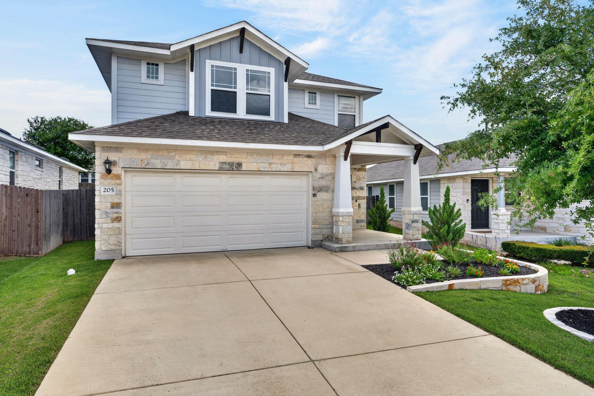 205 Oakstone Dr, Georgetown, TX 78628