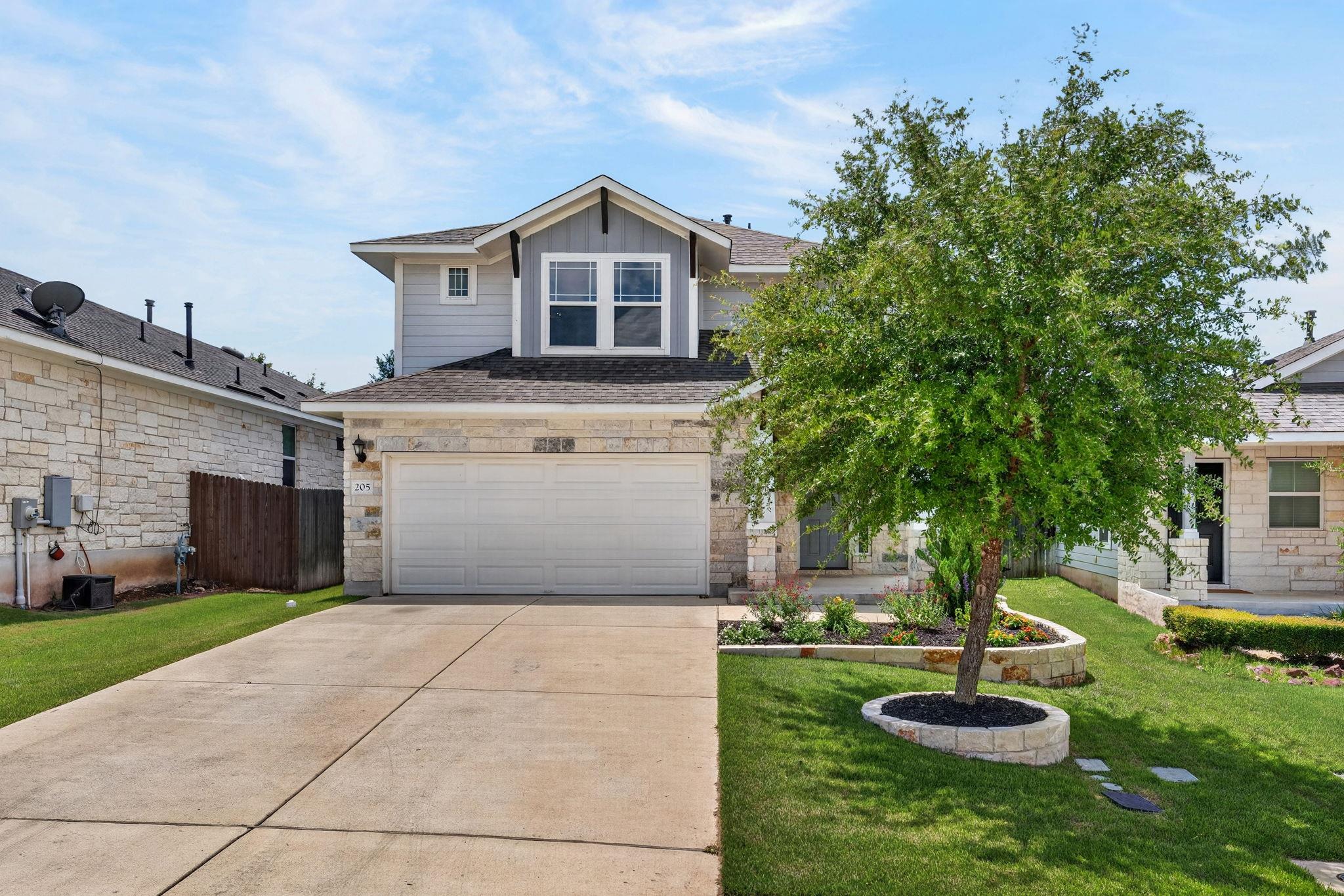 205 Oakstone Dr, Georgetown, TX 78628