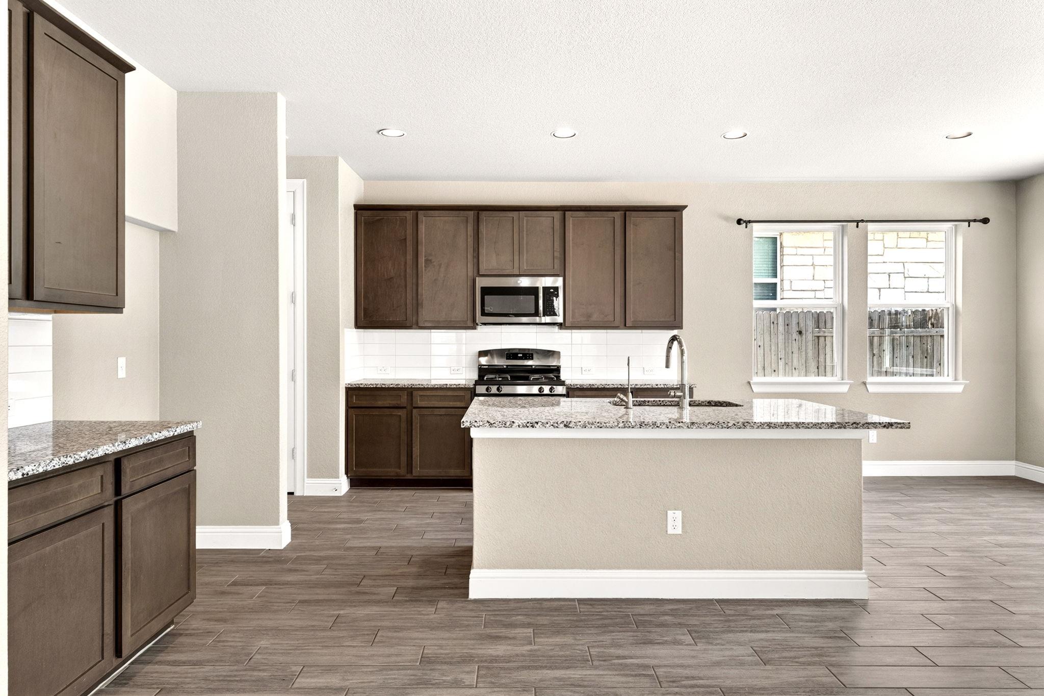 205 Oakstone Dr, Georgetown, TX 78628