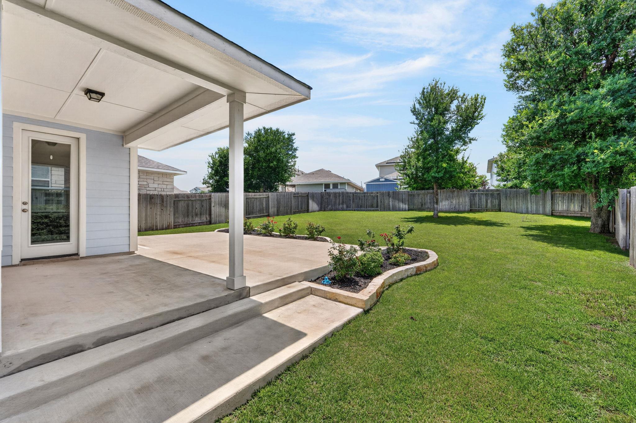 205 Oakstone Dr, Georgetown, TX 78628