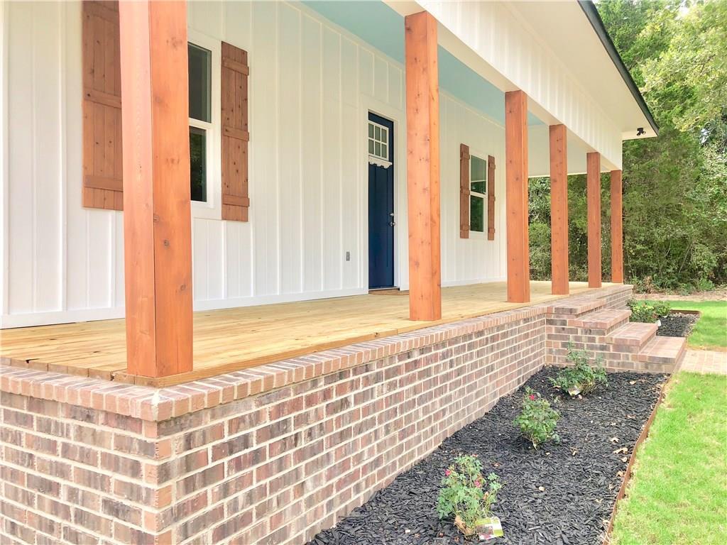 739 Pleasant Grove Rd, Elgin, TX 78621