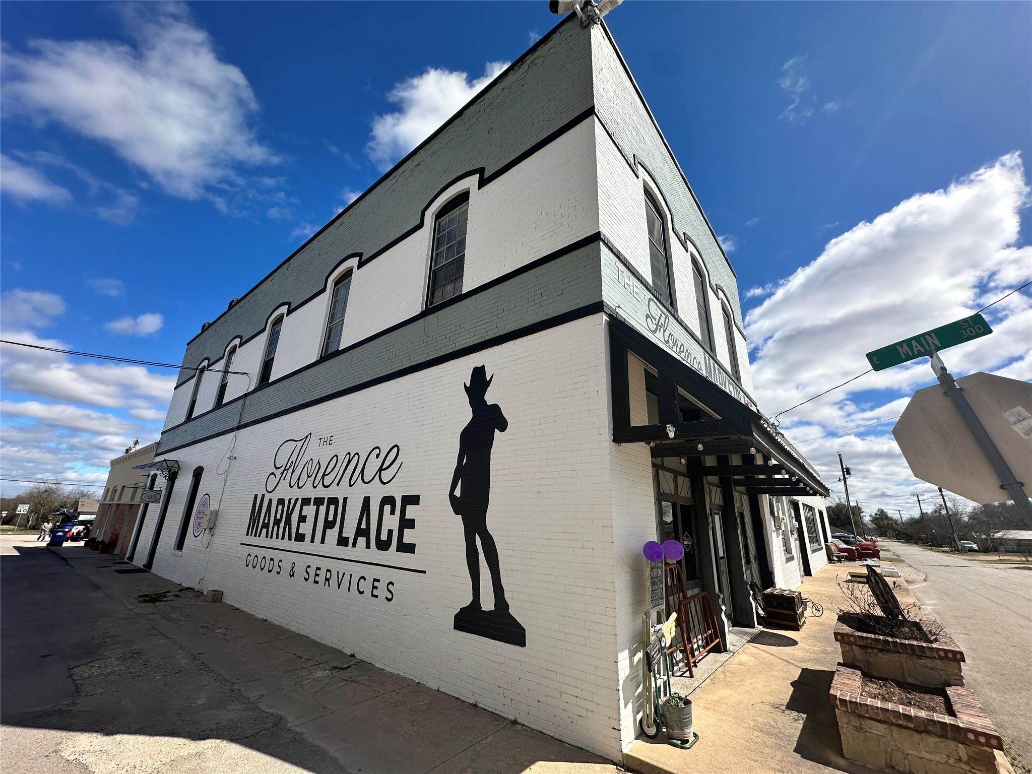 101 Story Ave, Florence, TX 76527
