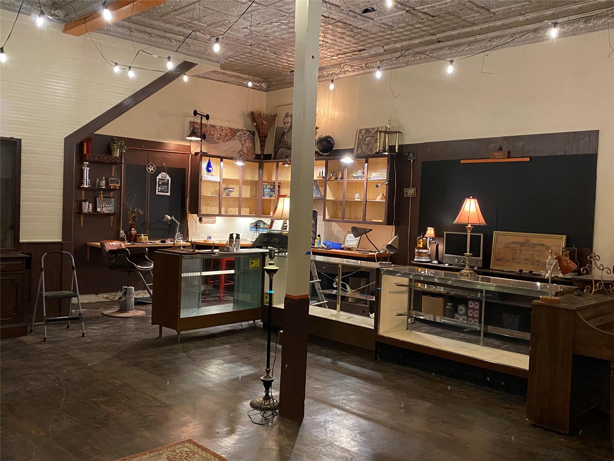 101 Story Ave, Florence, TX 76527