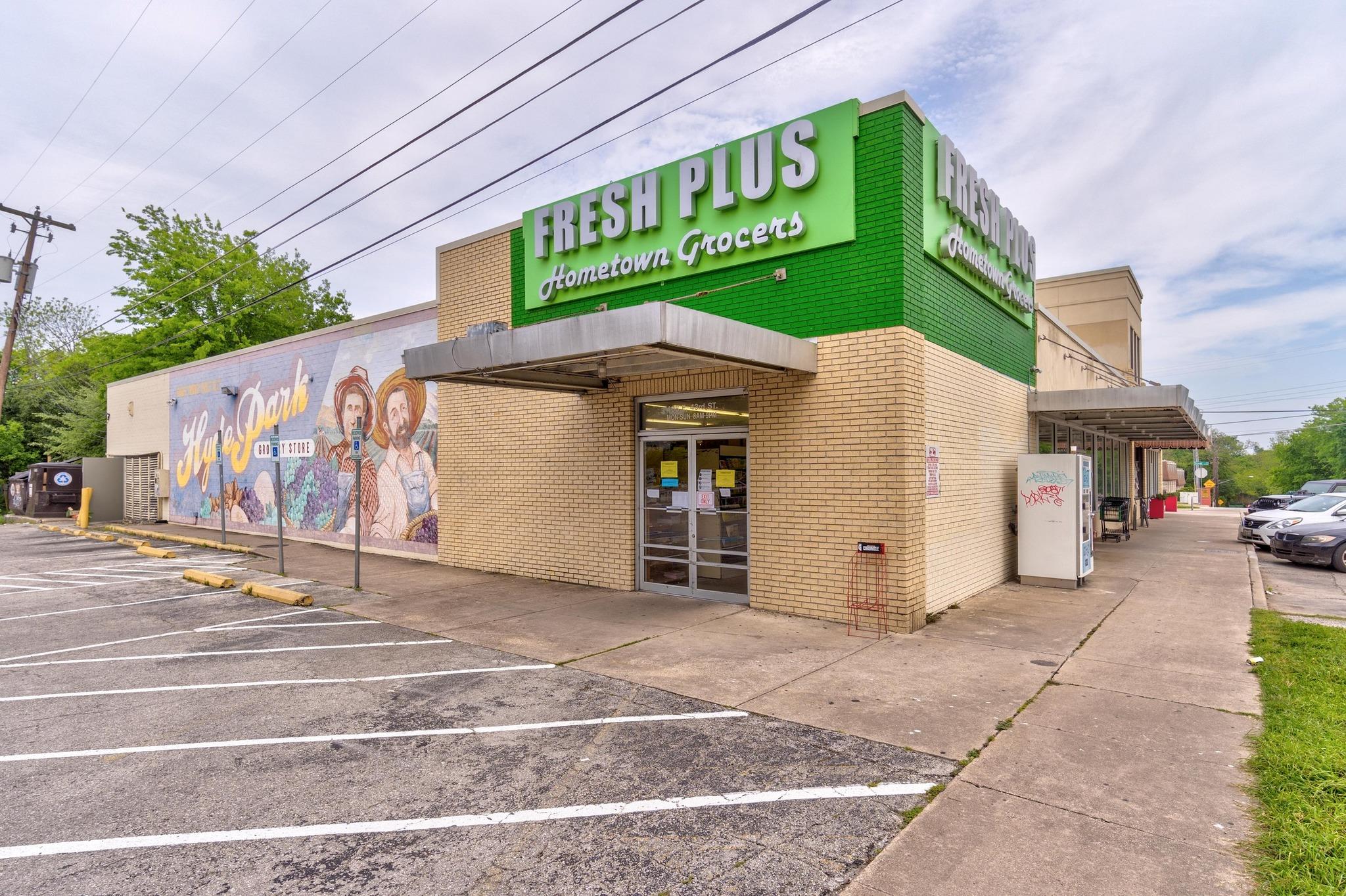 611 E 45th St # 19, Austin, TX 78751