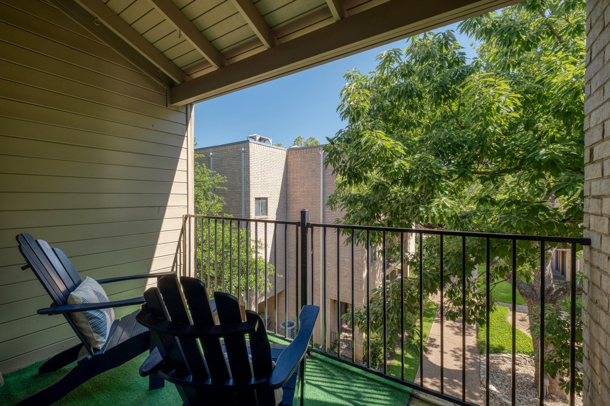611 E 45th St # 19, Austin, TX 78751