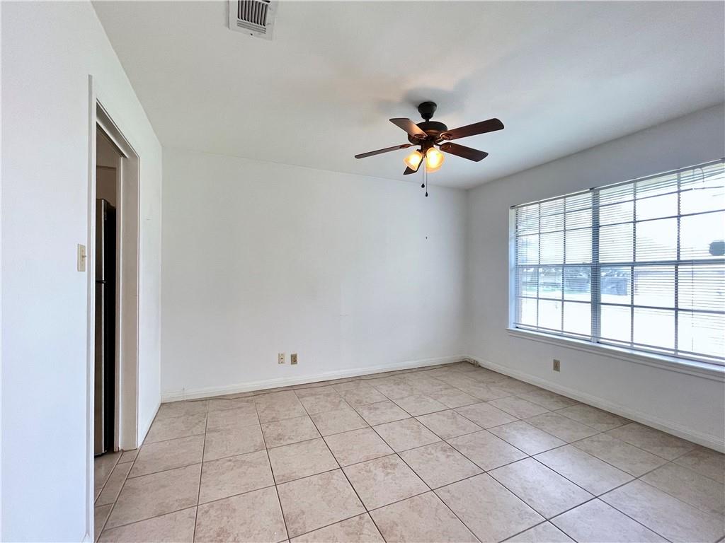 6703 Rustling Oaks Trl, Austin, TX 78759