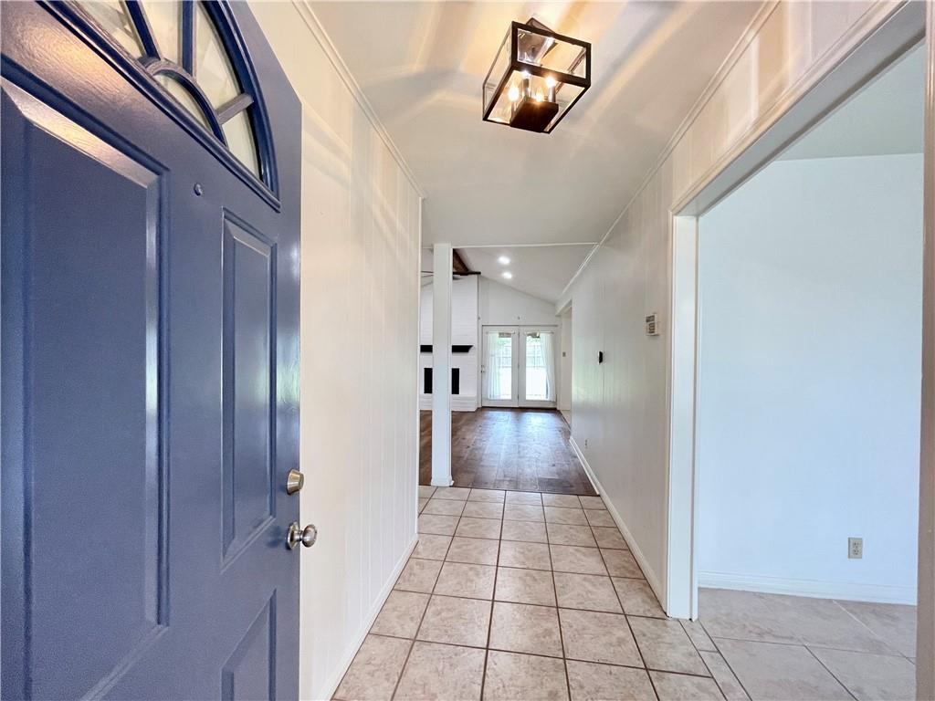 6703 Rustling Oaks Trl, Austin, TX 78759