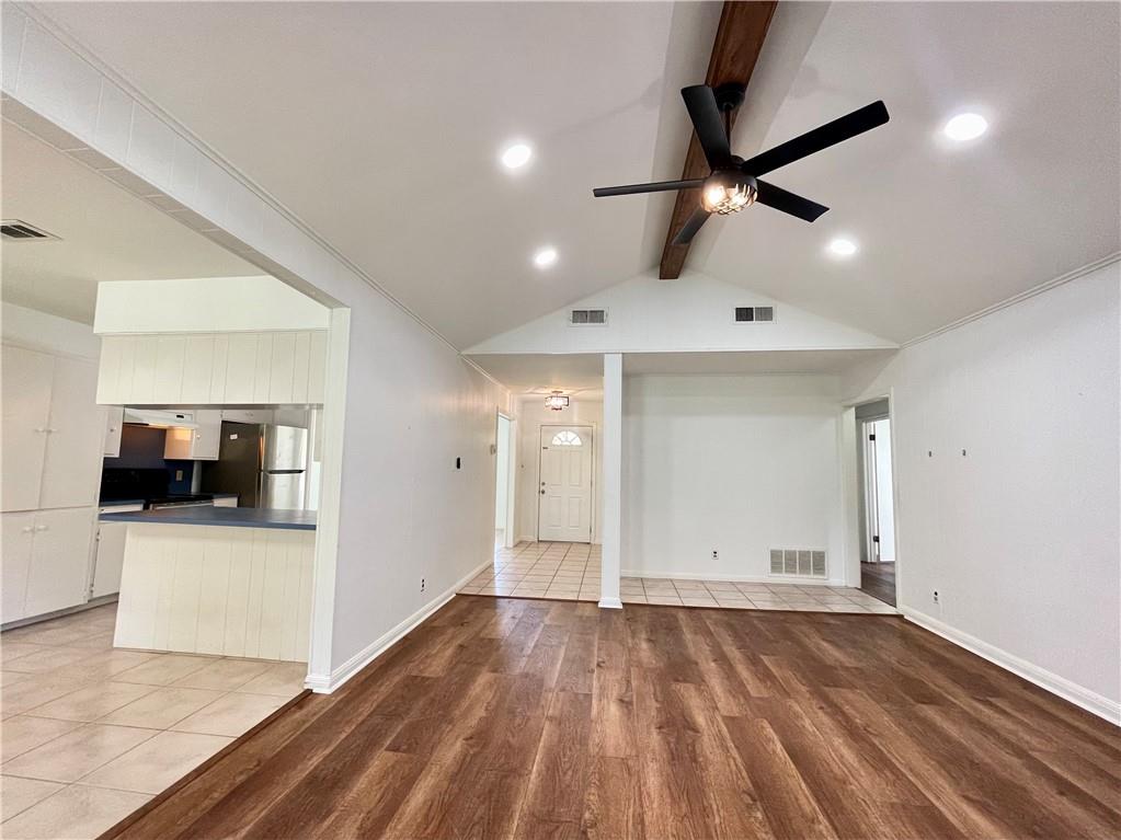 6703 Rustling Oaks Trl, Austin, TX 78759