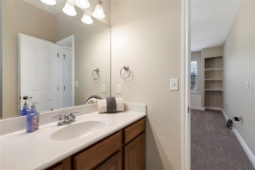 6011 Fairway St # 2a, Austin, TX 78741