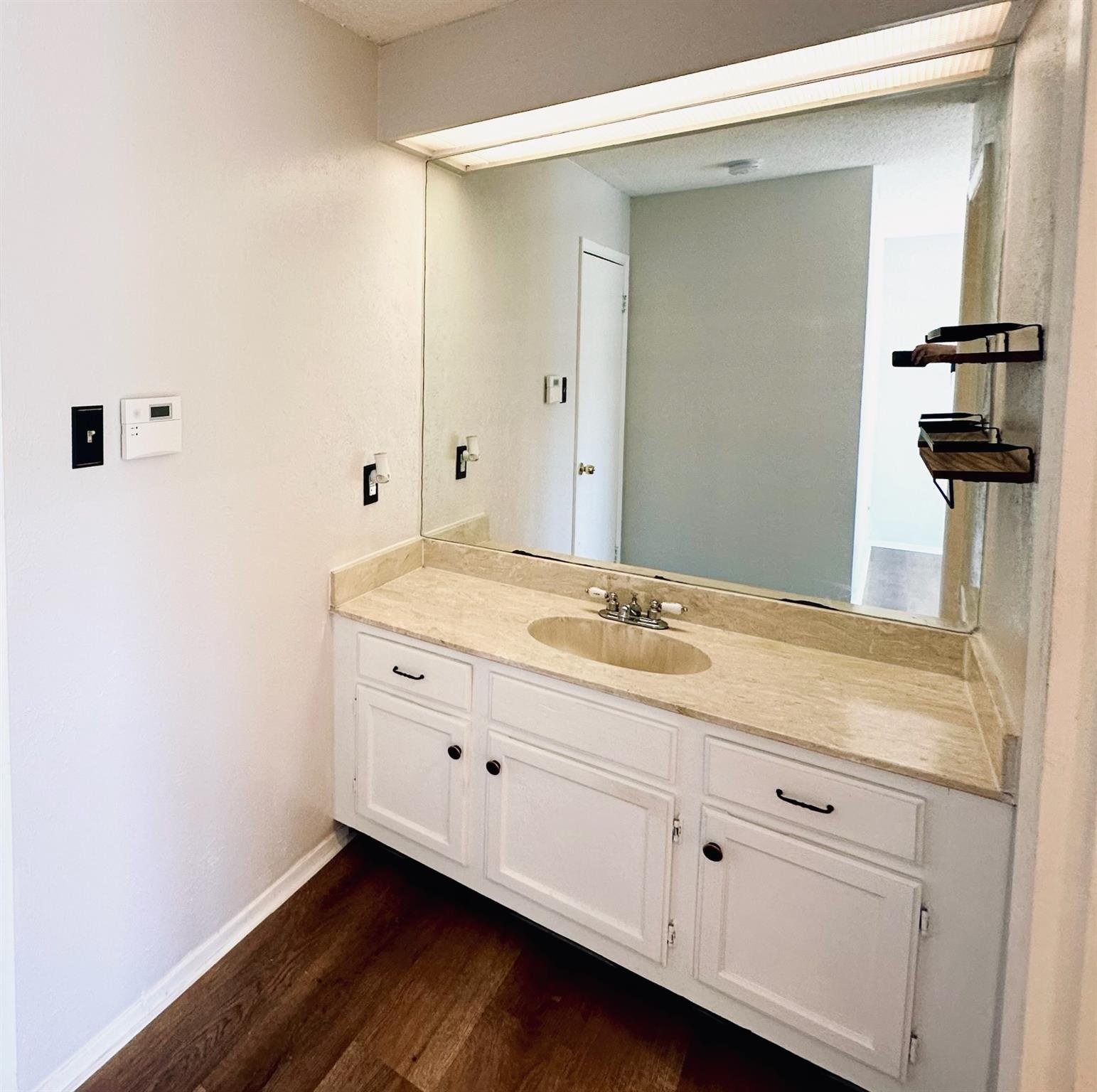 7265 S Coronado Cir # 131, Austin, TX 78752