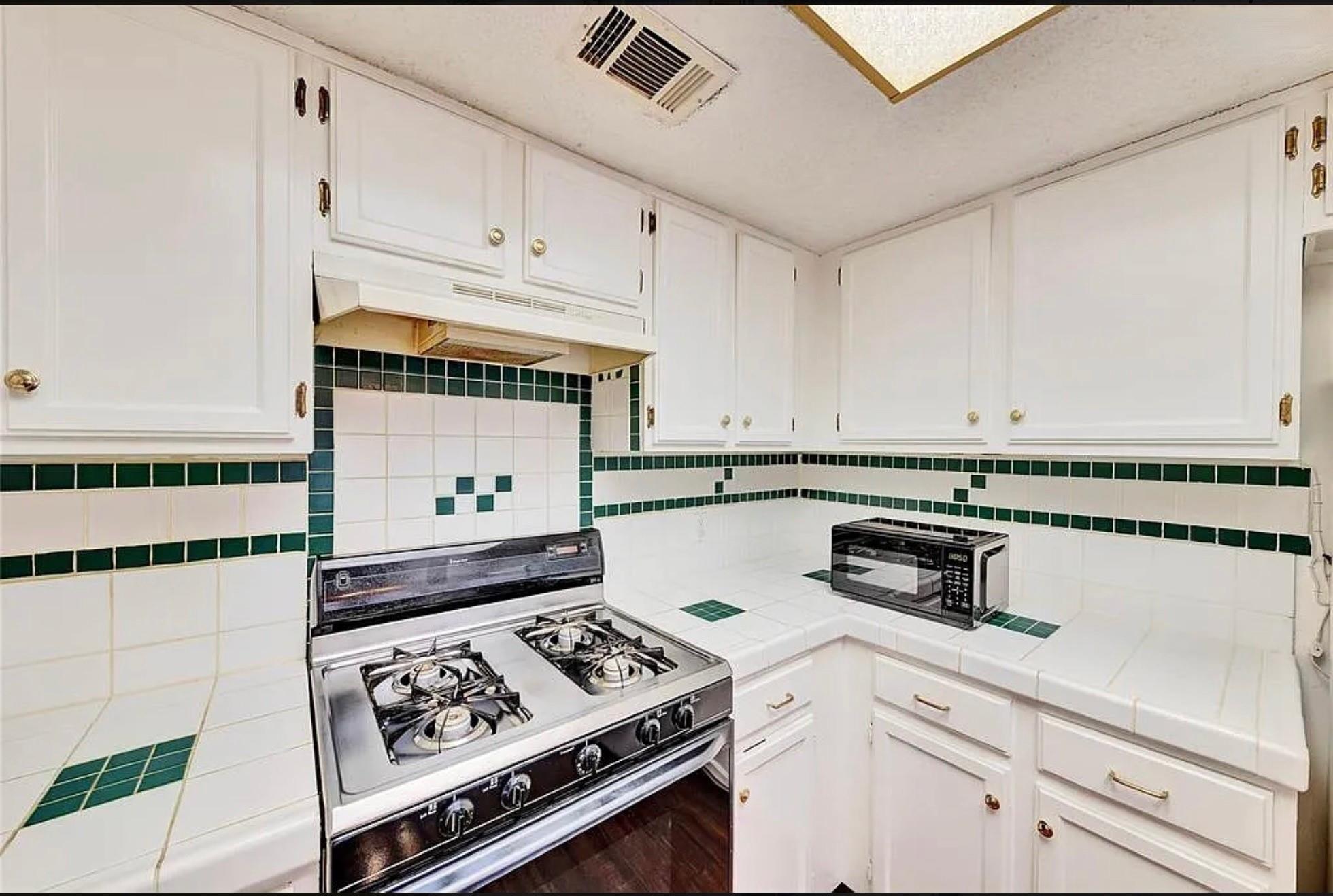 7265 S Coronado Cir # 131, Austin, TX 78752