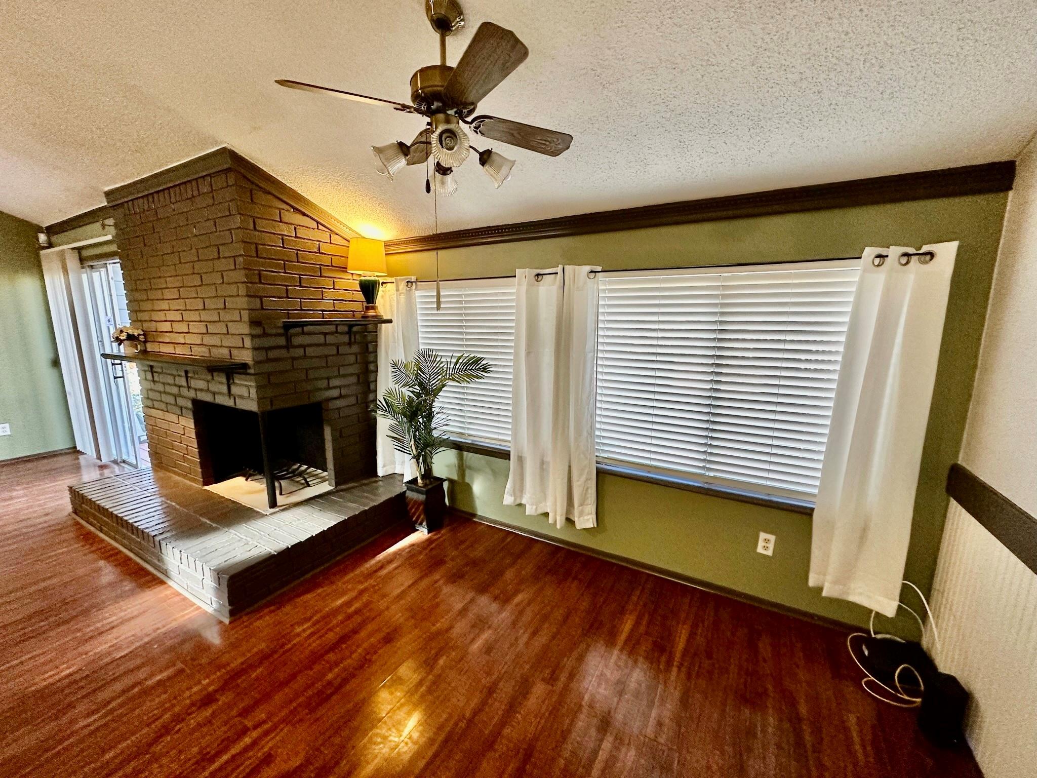 7265 S Coronado Cir # 131, Austin, TX 78752