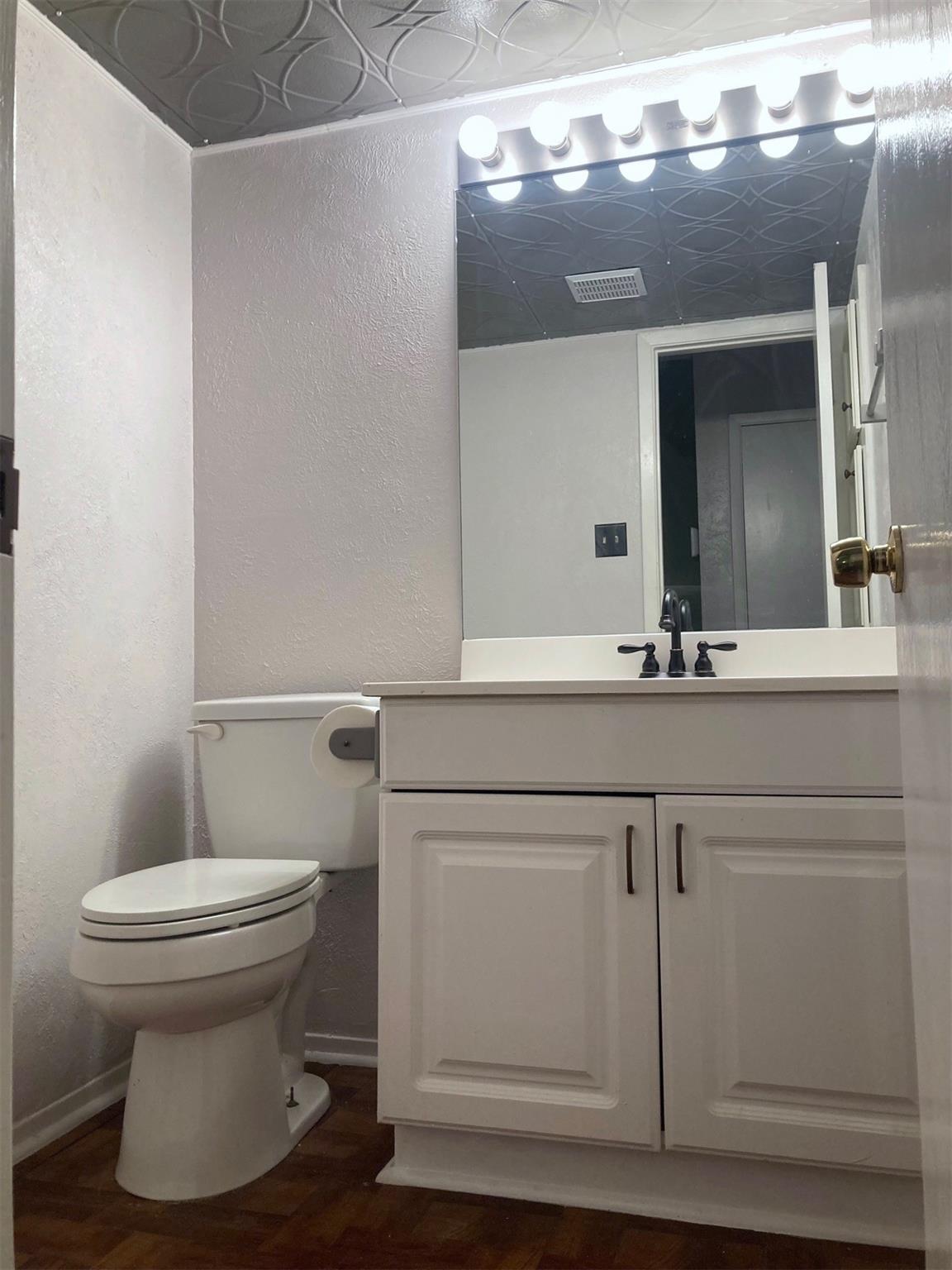 7265 S Coronado Cir # 131, Austin, TX 78752