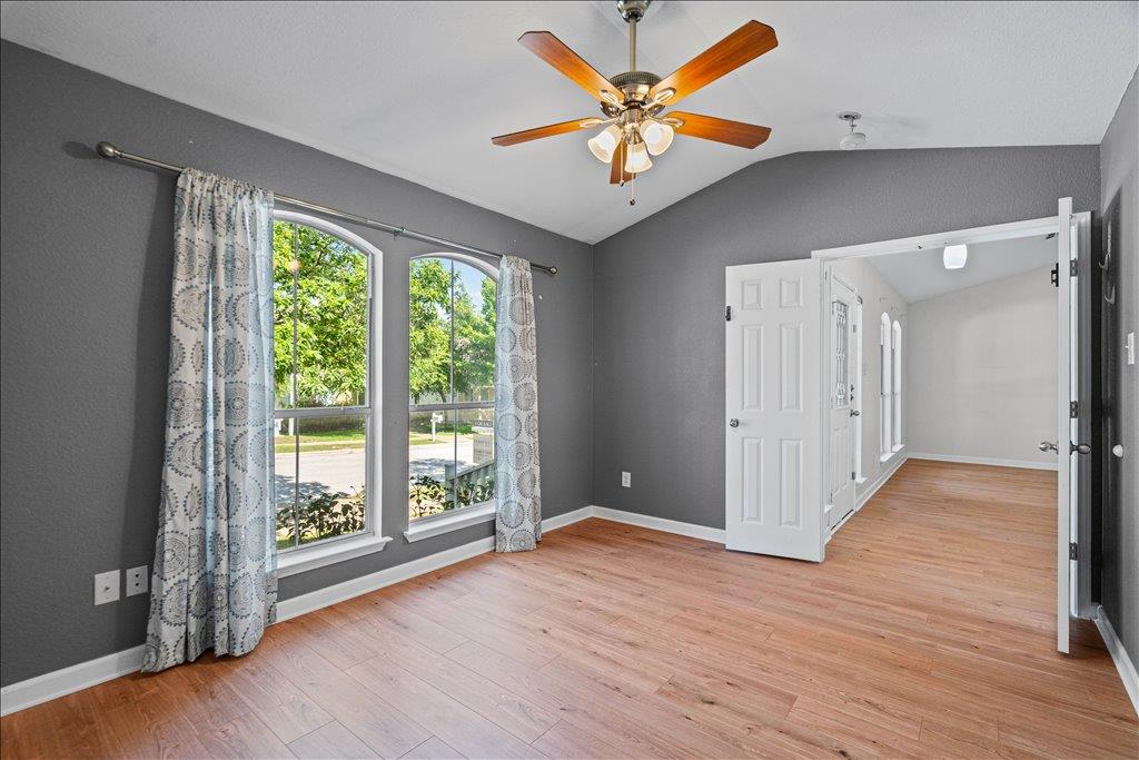 317 Bandstand Ln, Cedar Park, TX 78613