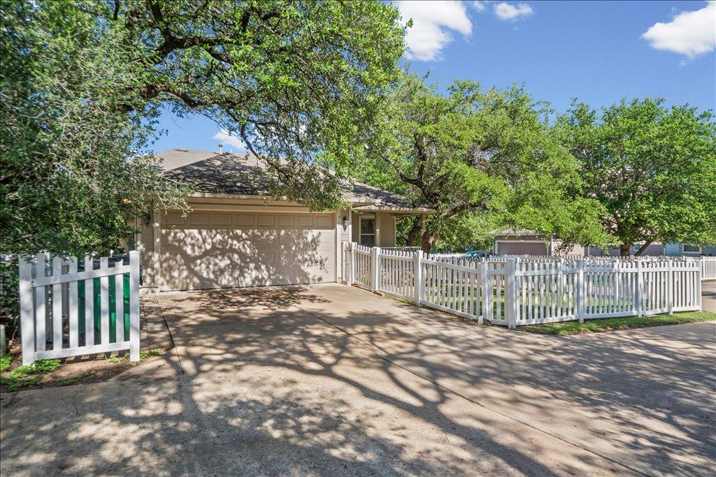 317 Bandstand Ln, Cedar Park, TX 78613
