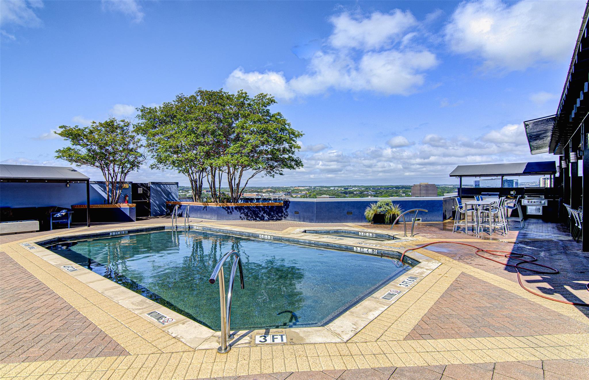 54 Rainey St # 706, Austin, TX 78701