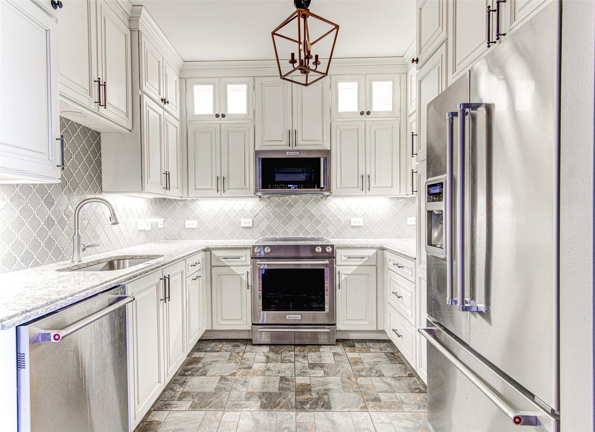 54 Rainey St # 706, Austin, TX 78701