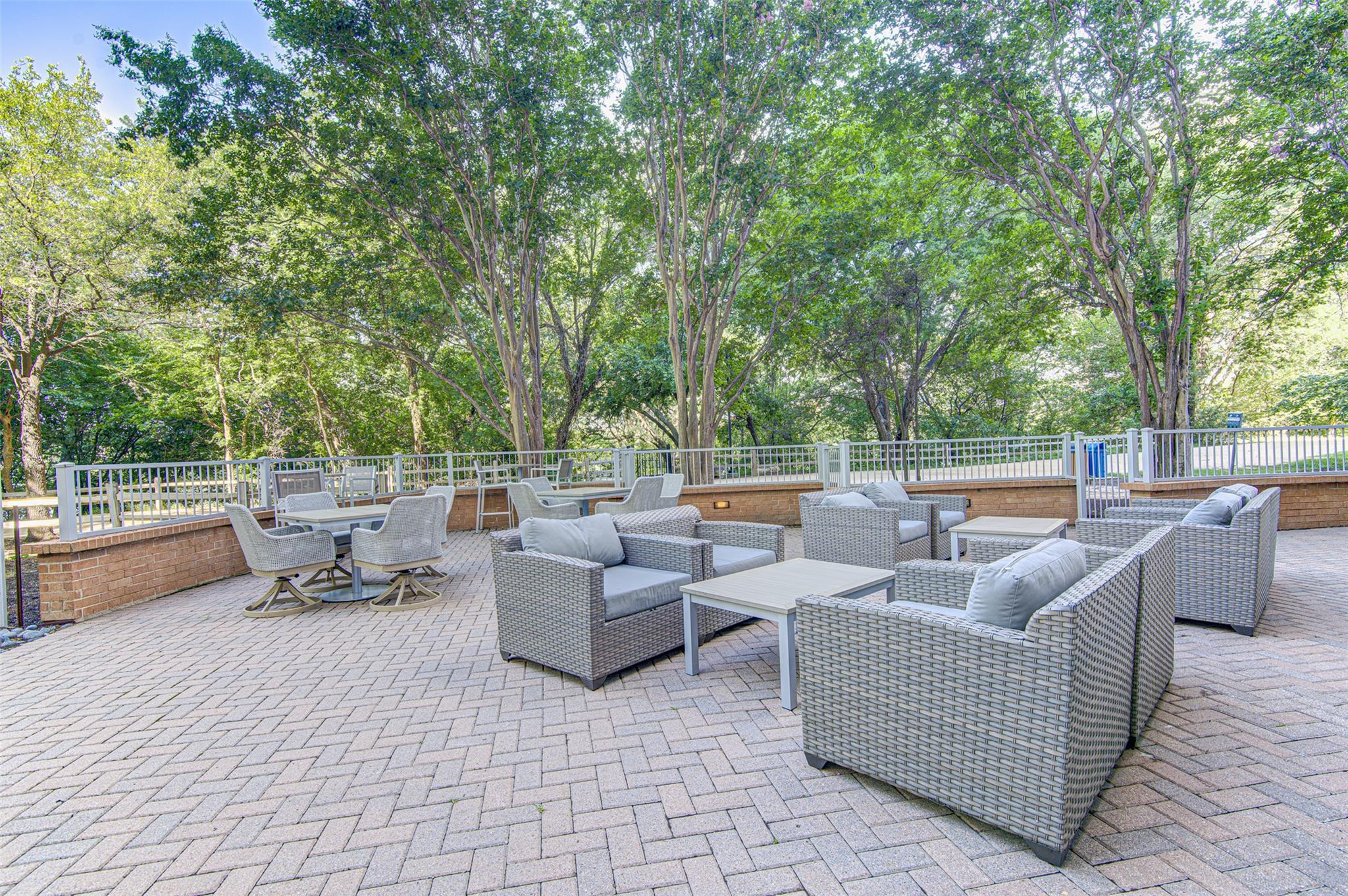 54 Rainey St # 706, Austin, TX 78701