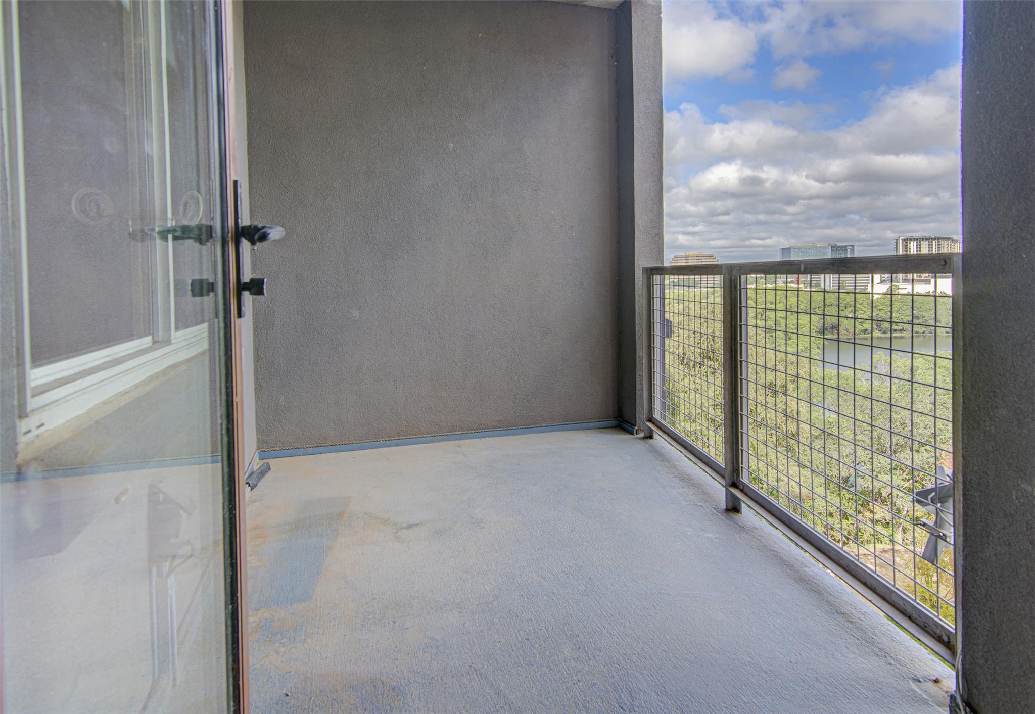 54 Rainey St # 706, Austin, TX 78701