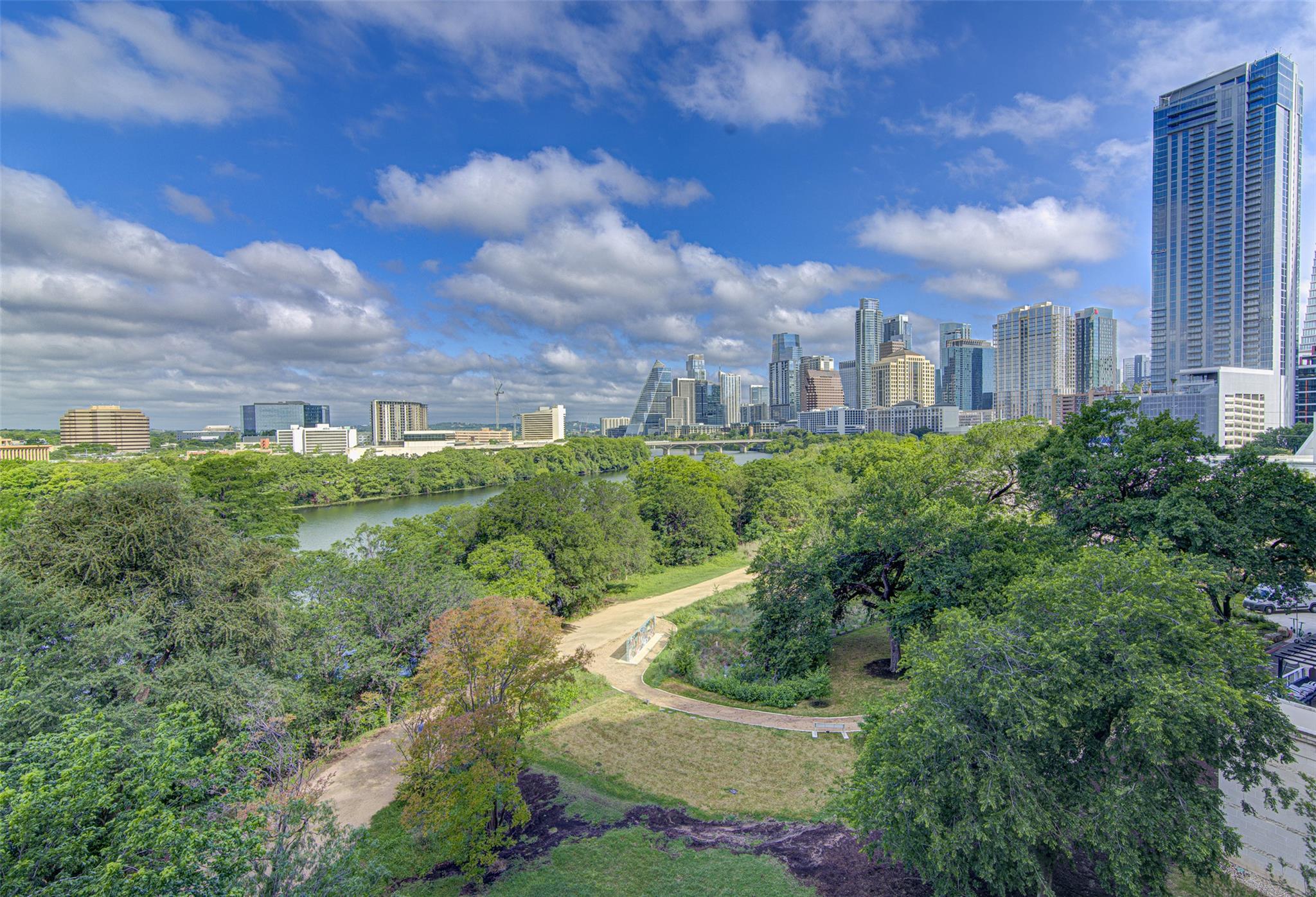 54 Rainey St # 706, Austin, TX 78701