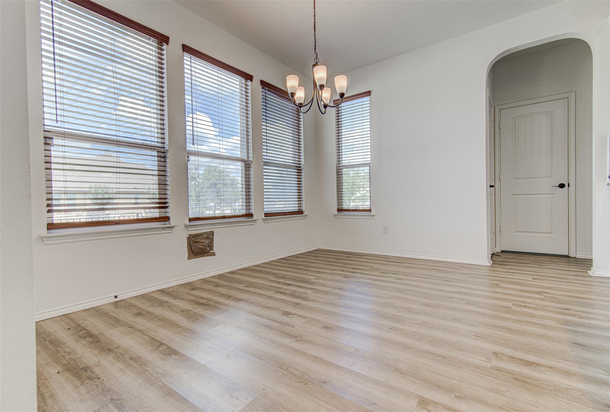 1004 Desaix Dr, Georgetown, TX 78628