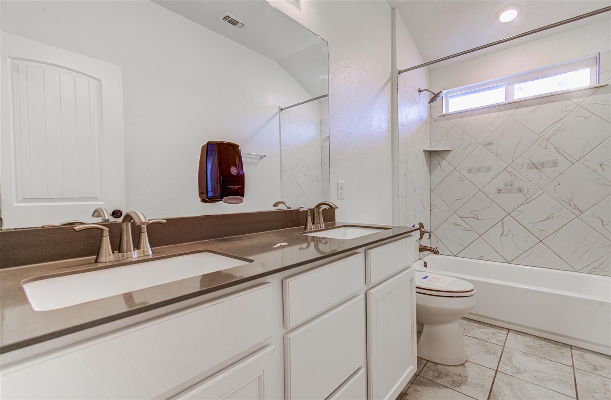 1004 Desaix Dr, Georgetown, TX 78628
