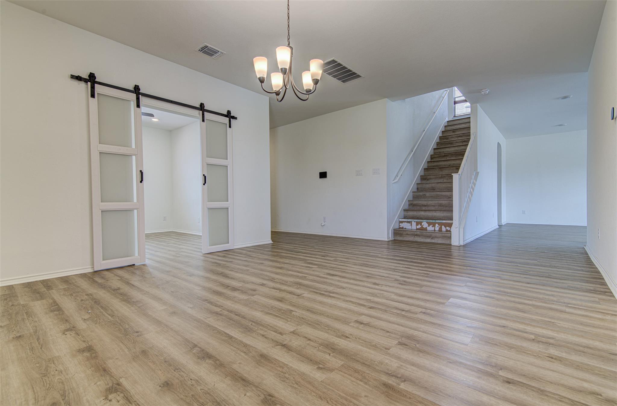 1004 Desaix Dr, Georgetown, TX 78628