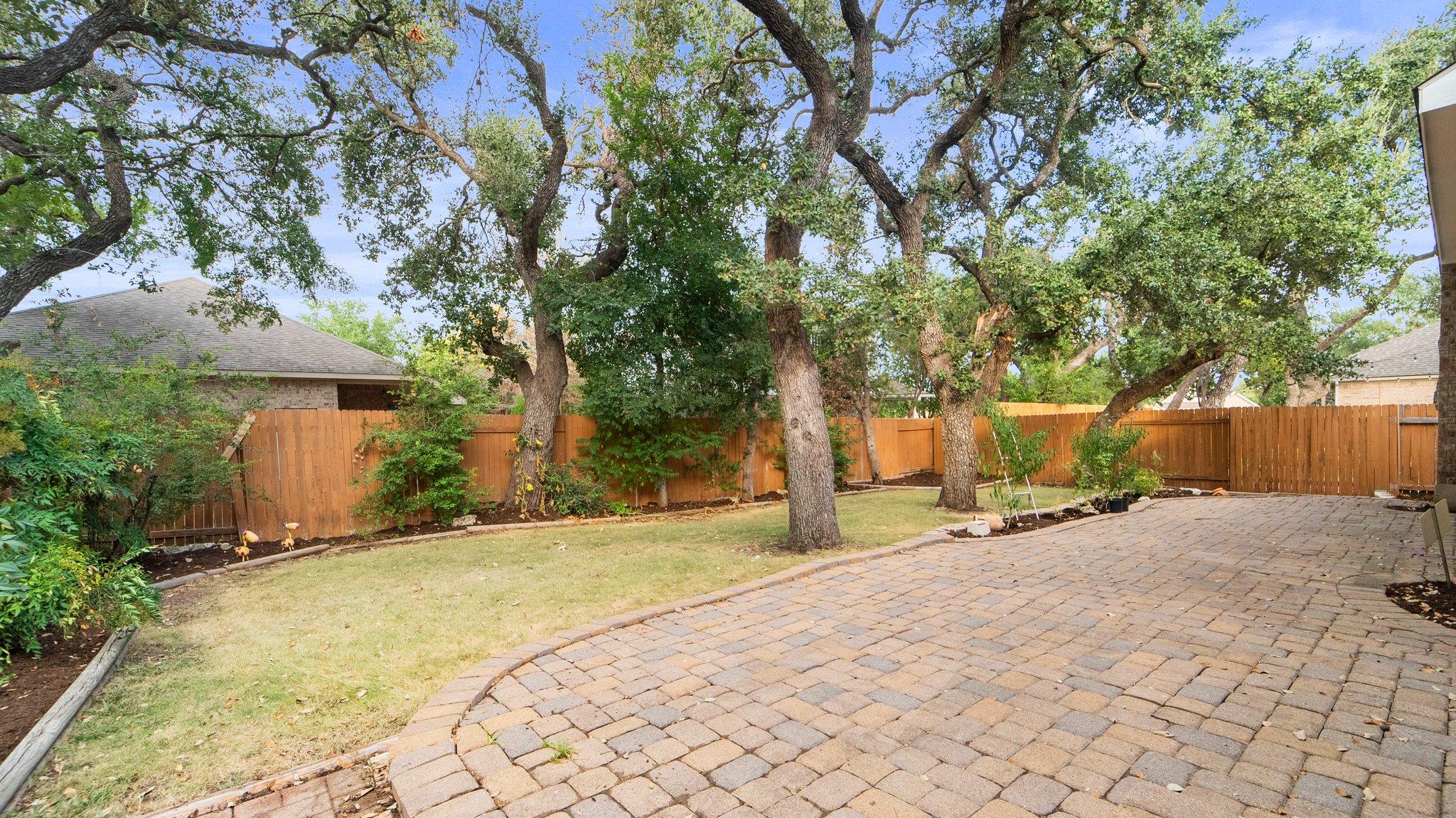 7808 Alophia Dr, Austin, TX 78739