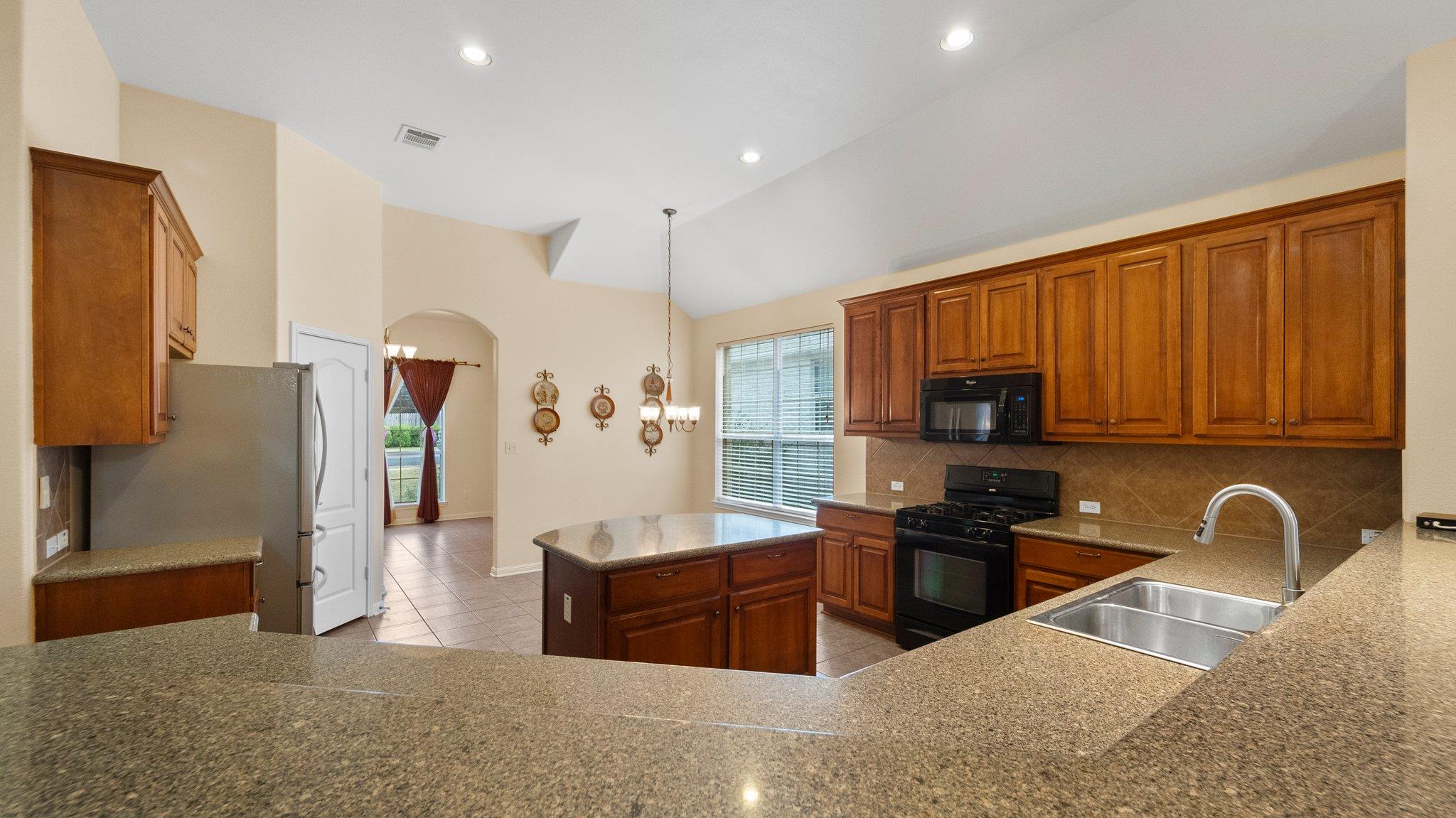 7808 Alophia Dr, Austin, TX 78739