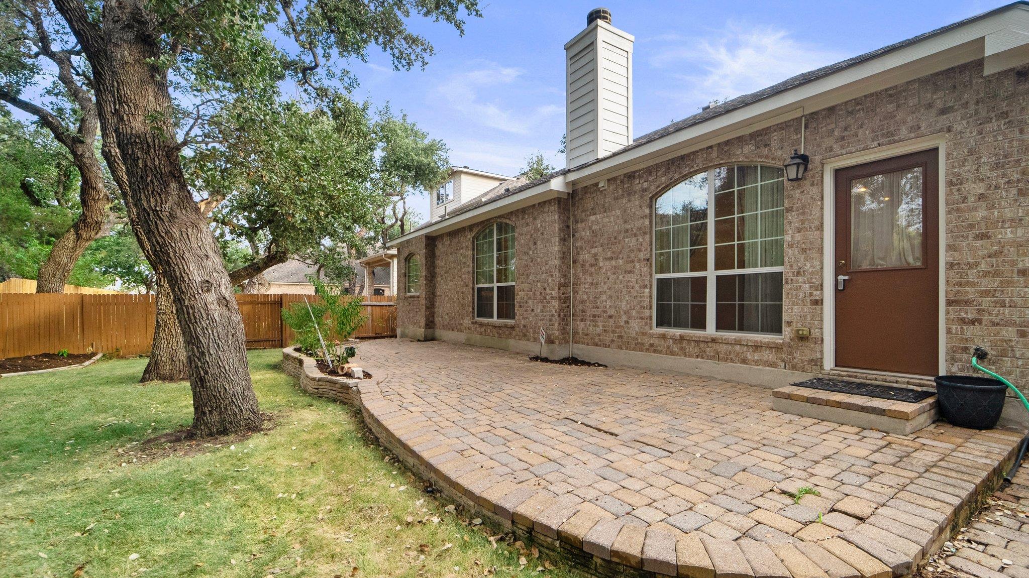 7808 Alophia Dr, Austin, TX 78739