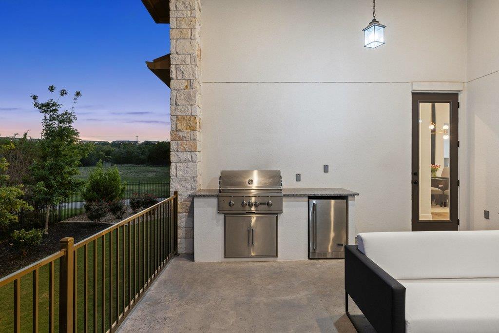 308 Ringtail Stream Dr, Austin, TX 78738