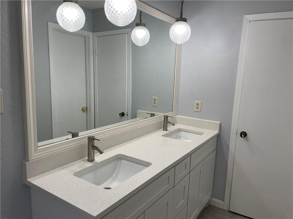 8303 Gallatin Dr, Austin, TX 78736